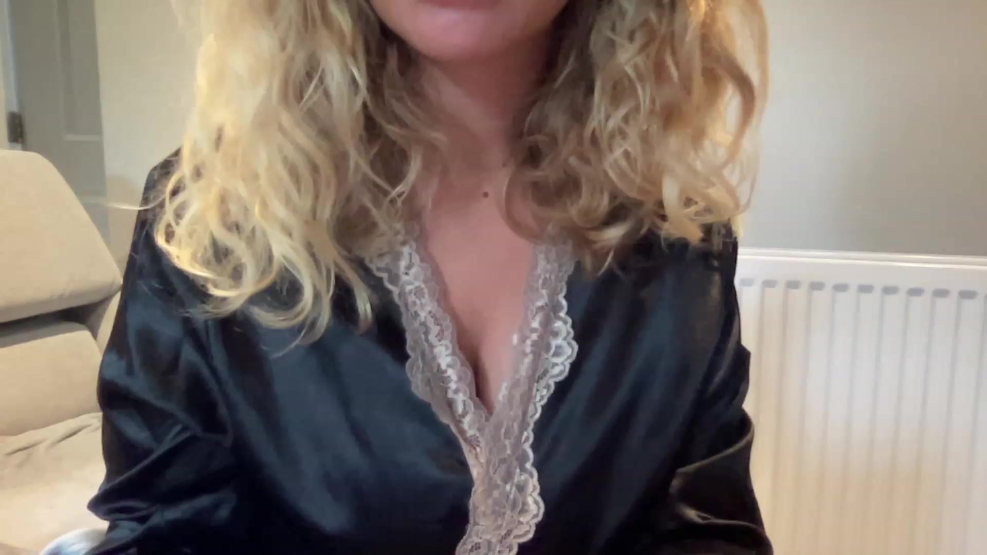 Gallery image thumbnail from GirlnextdoorM's myfreecams stream on, 07/14/2023, 13:39 image 15 of 20