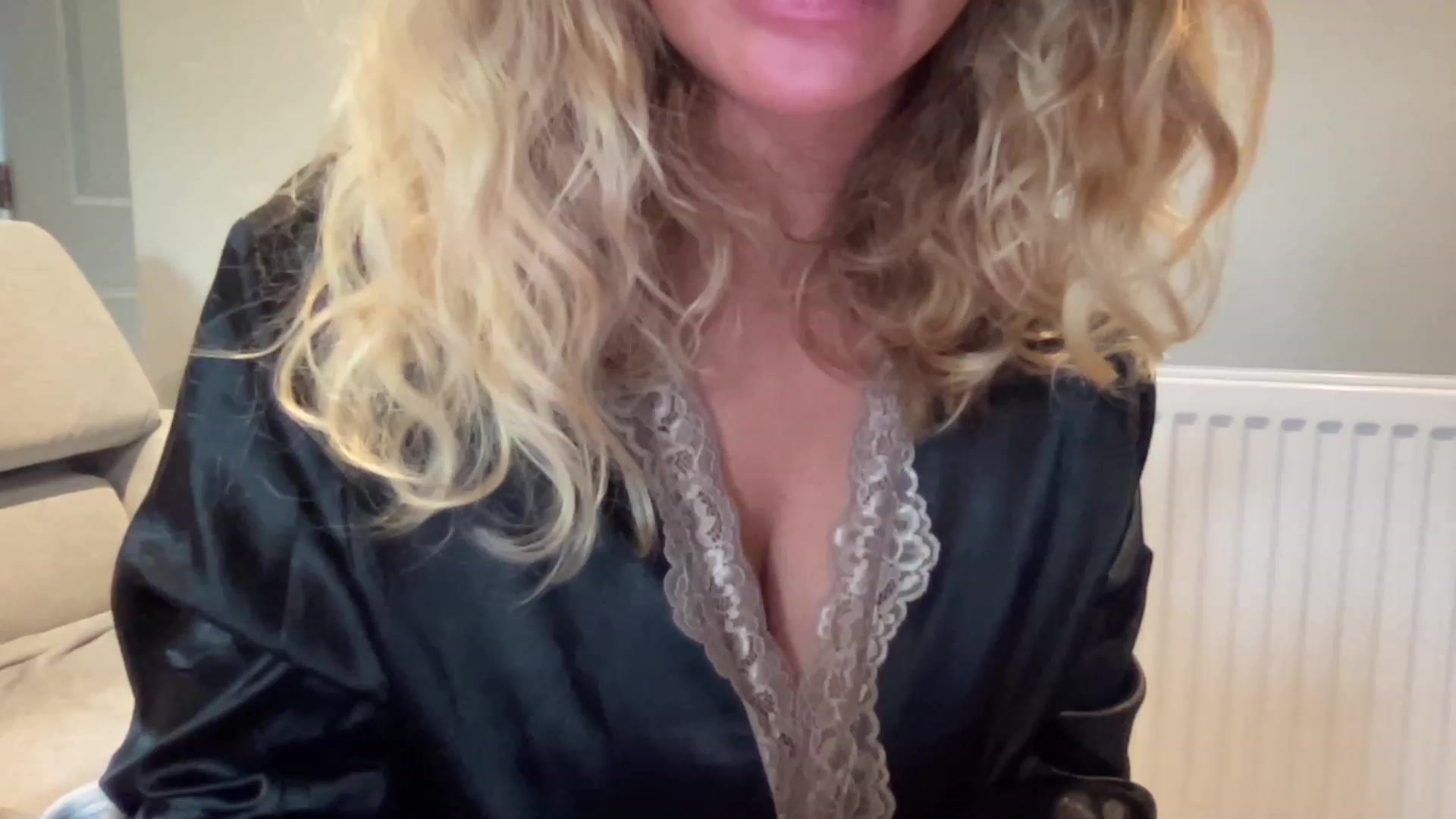Gallery image thumbnail from GirlnextdoorM's myfreecams stream on, 07/14/2023, 13:39 image 16 of 20