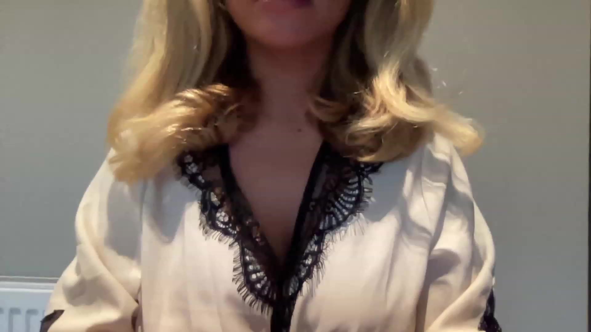 Gallery image thumbnail from GirlnextdoorM's myfreecams stream on, 07/15/2023, 14:25 image 20 of 20