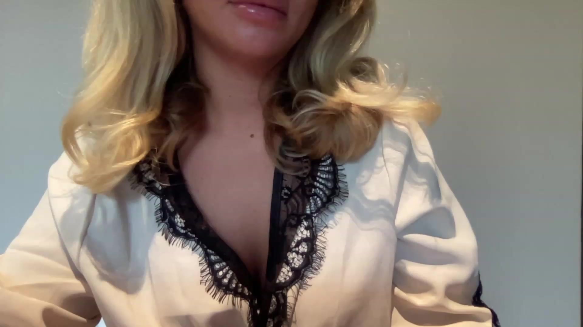 Gallery image thumbnail from GirlnextdoorM's myfreecams stream on, 07/15/2023, 14:25 image 9 of 20