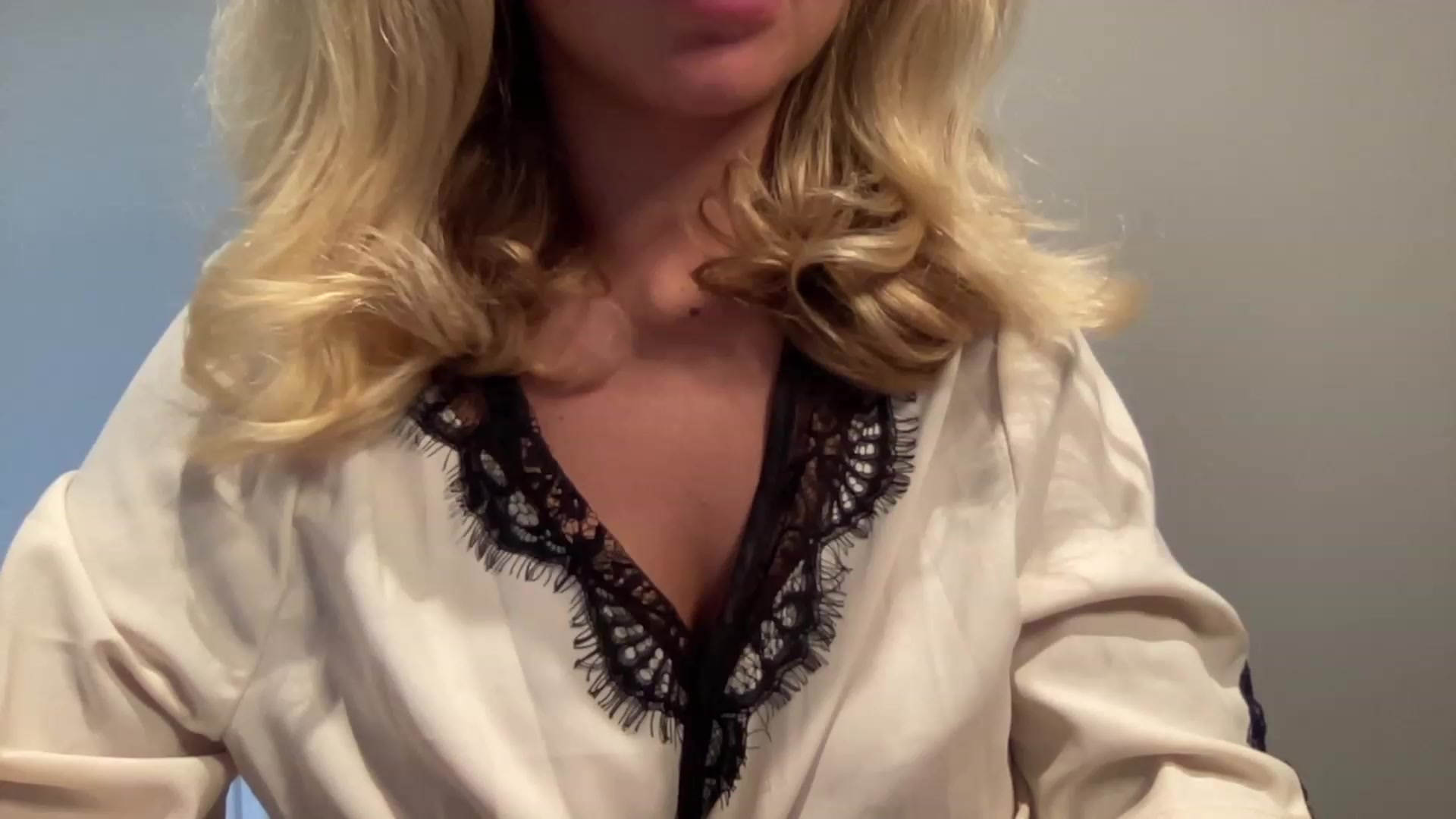 Gallery image thumbnail from GirlnextdoorM's myfreecams stream on, 07/15/2023, 15:03 image 6 of 20