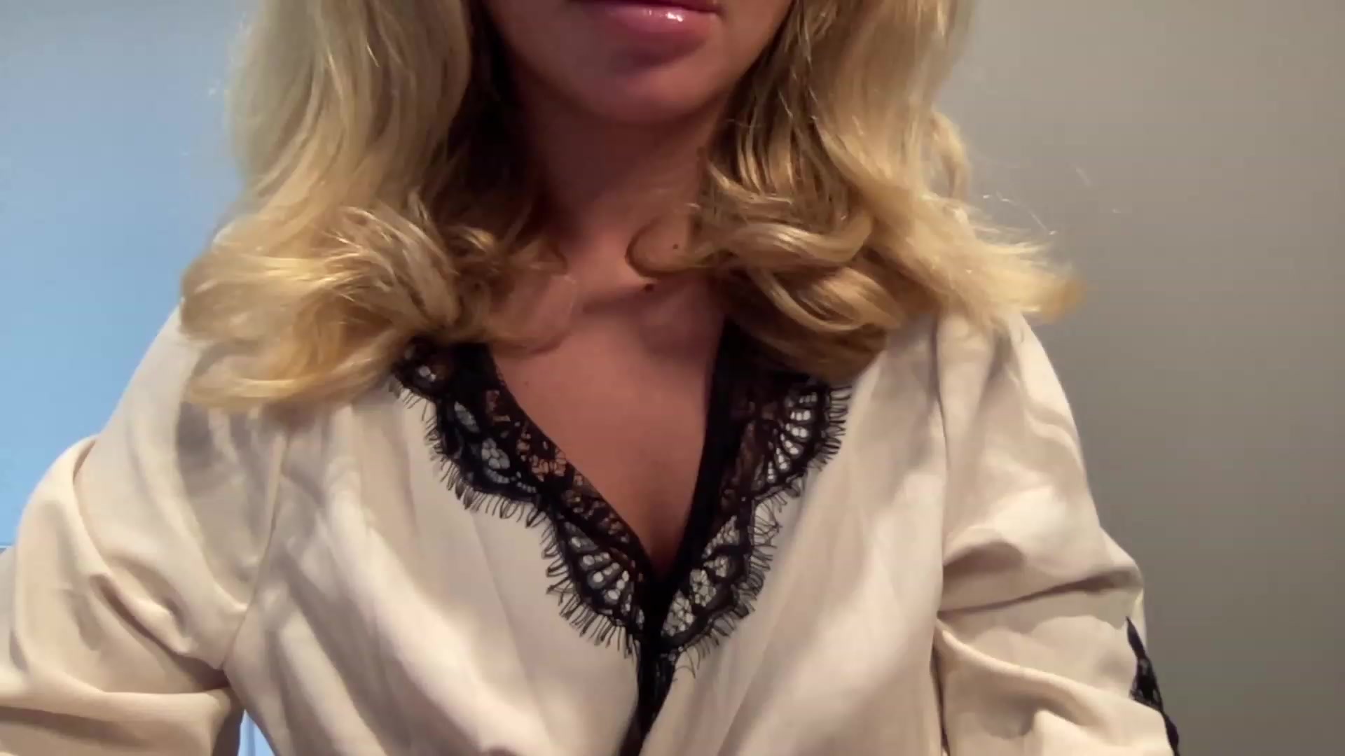 Gallery image thumbnail from GirlnextdoorM's myfreecams stream on, 07/15/2023, 15:03 image 2 of 20