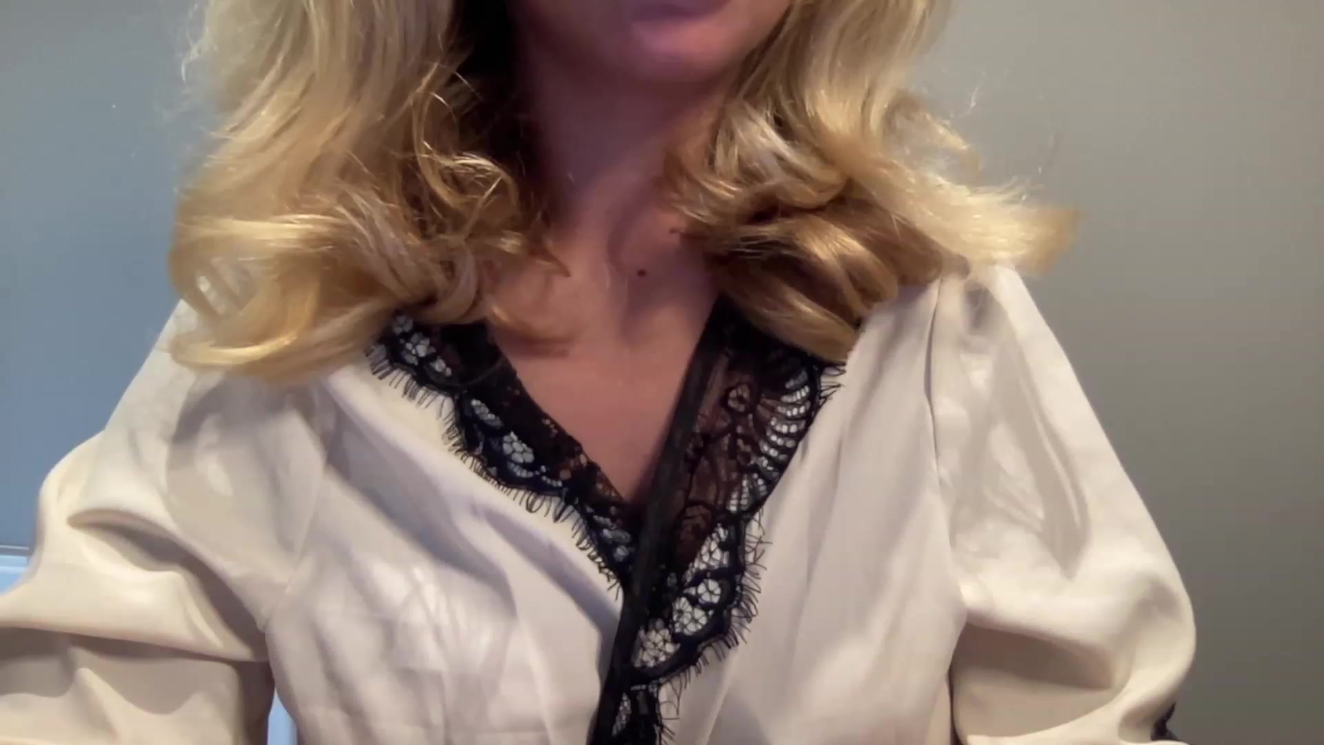 Gallery image thumbnail from GirlnextdoorM's myfreecams stream on, 07/15/2023, 15:03 image 12 of 20