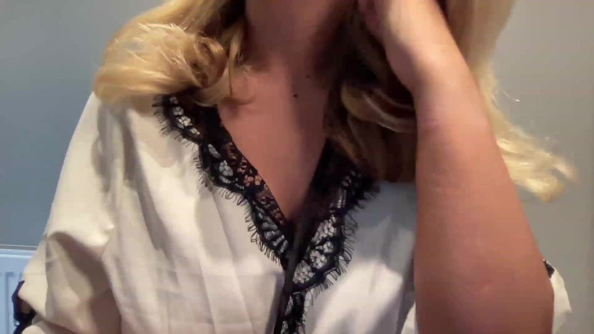 Gallery image thumbnail from GirlnextdoorM's myfreecams stream on, 07/15/2023, 15:03 image 18 of 20