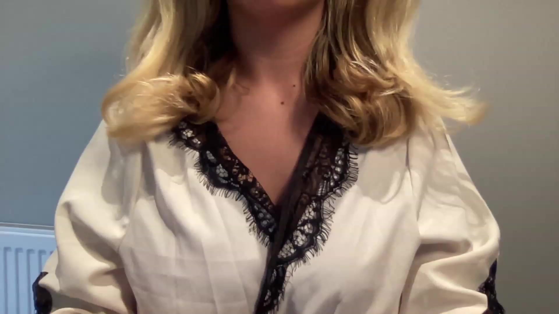 Gallery image thumbnail from GirlnextdoorM's myfreecams stream on, 07/15/2023, 15:03 image 16 of 20
