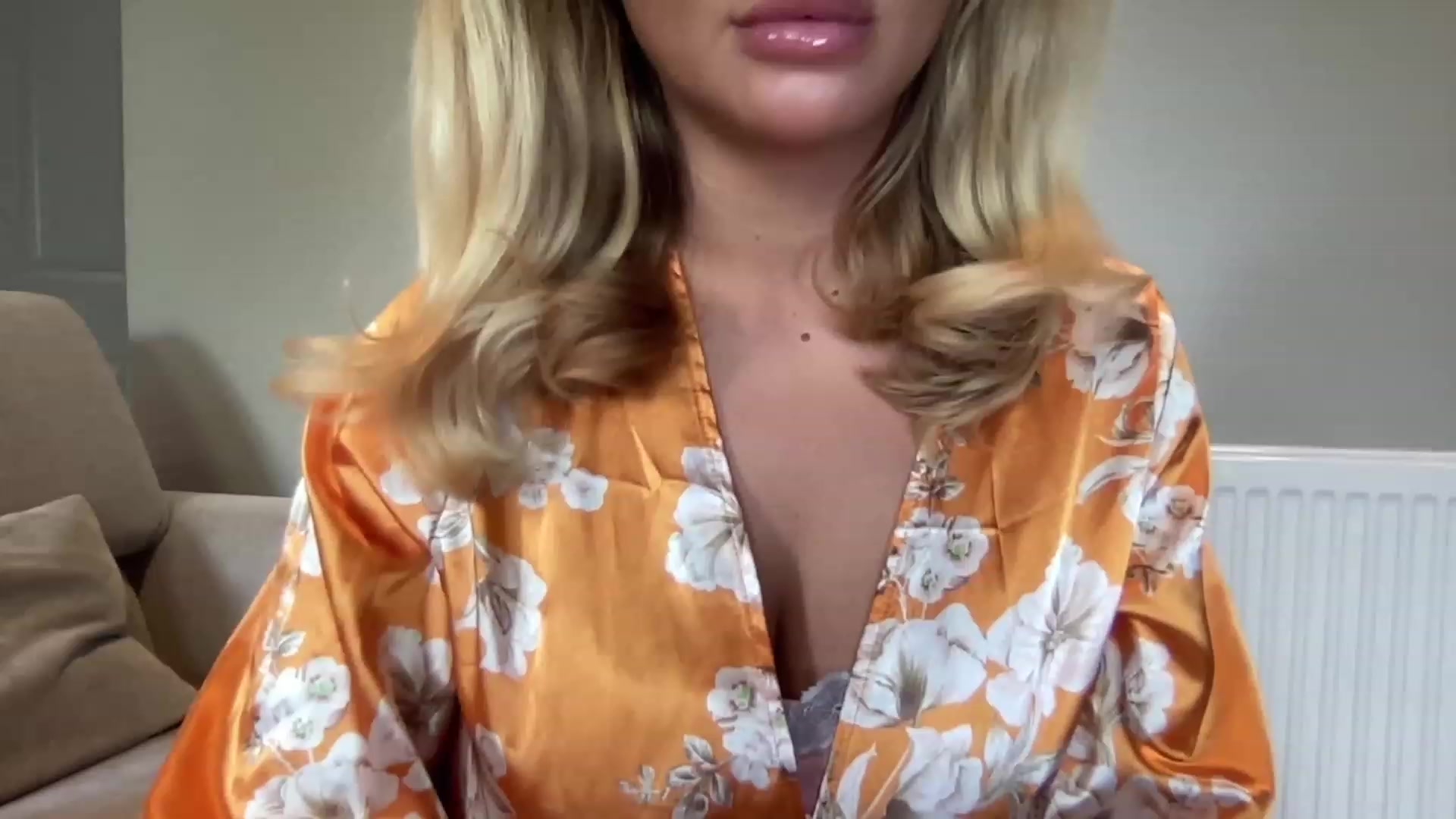 Gallery image thumbnail from GirlnextdoorM's myfreecams stream on, 07/17/2023, 12:31 image 16 of 20