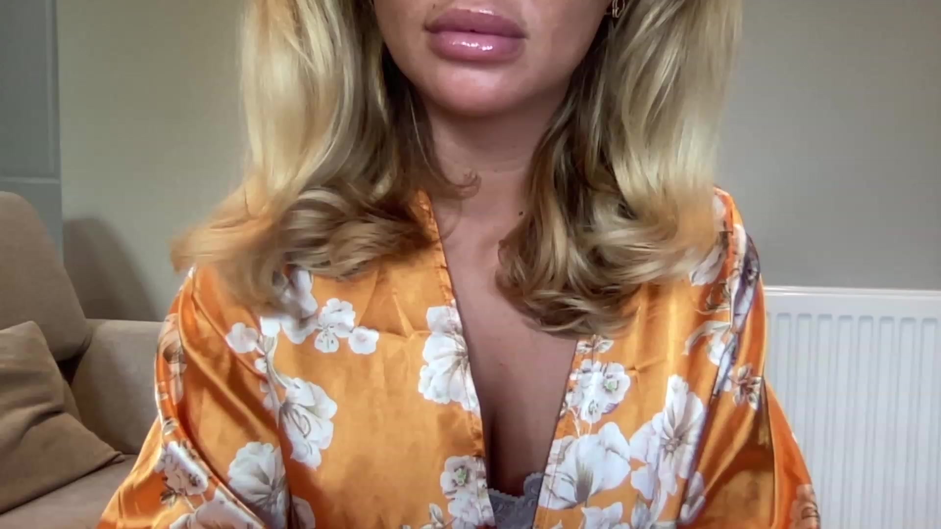 Gallery image thumbnail from GirlnextdoorM's myfreecams stream on, 07/17/2023, 13:35 image 5 of 20