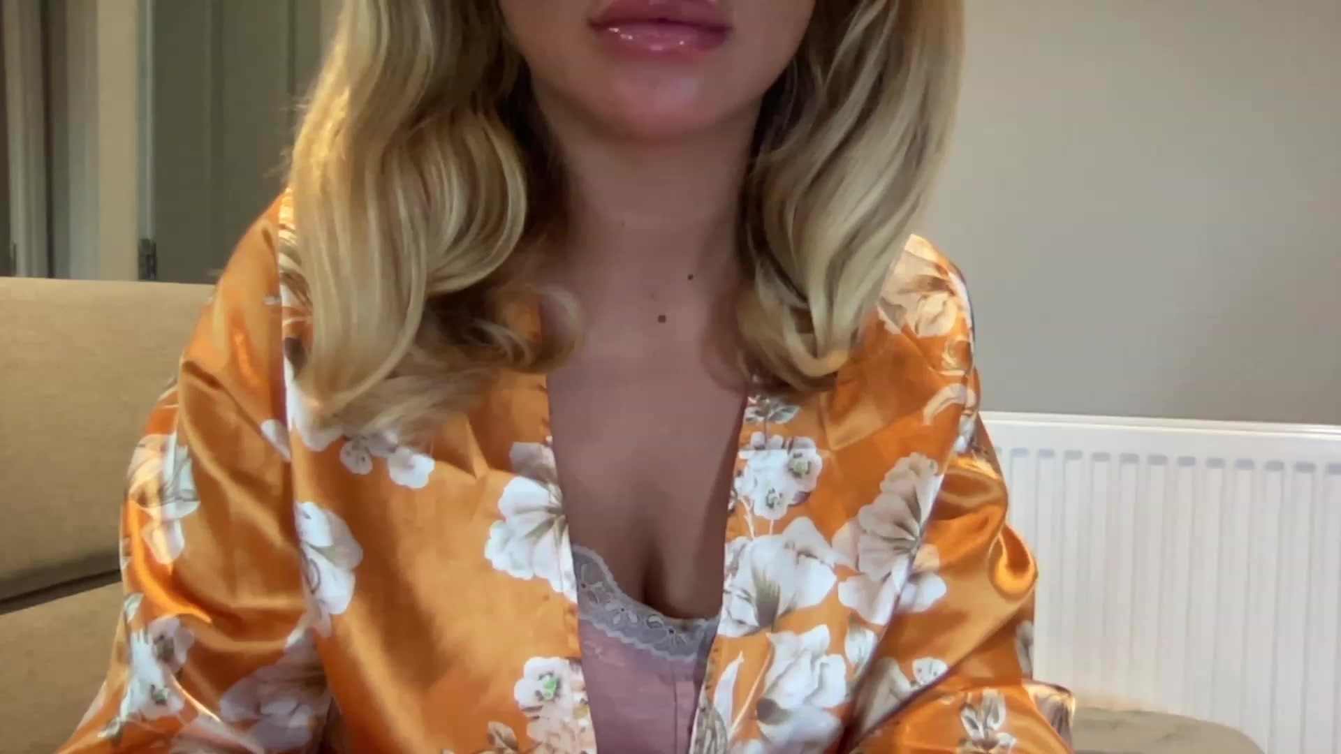 Gallery image thumbnail from GirlnextdoorM's myfreecams stream on, 07/18/2023, 11:43 image 5 of 20