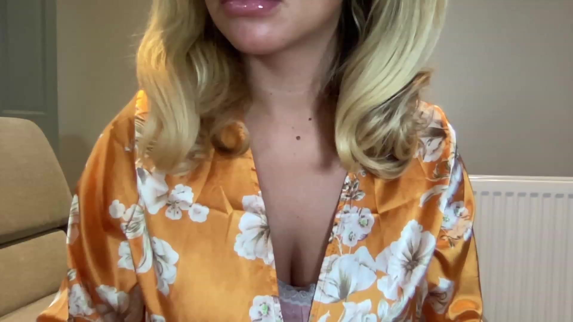 Gallery image thumbnail from GirlnextdoorM's myfreecams stream on, 07/18/2023, 11:43 image 18 of 20