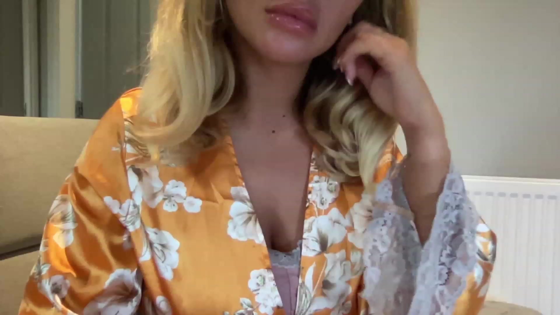 Gallery image thumbnail from GirlnextdoorM's myfreecams stream on, 07/18/2023, 11:43 image 11 of 20