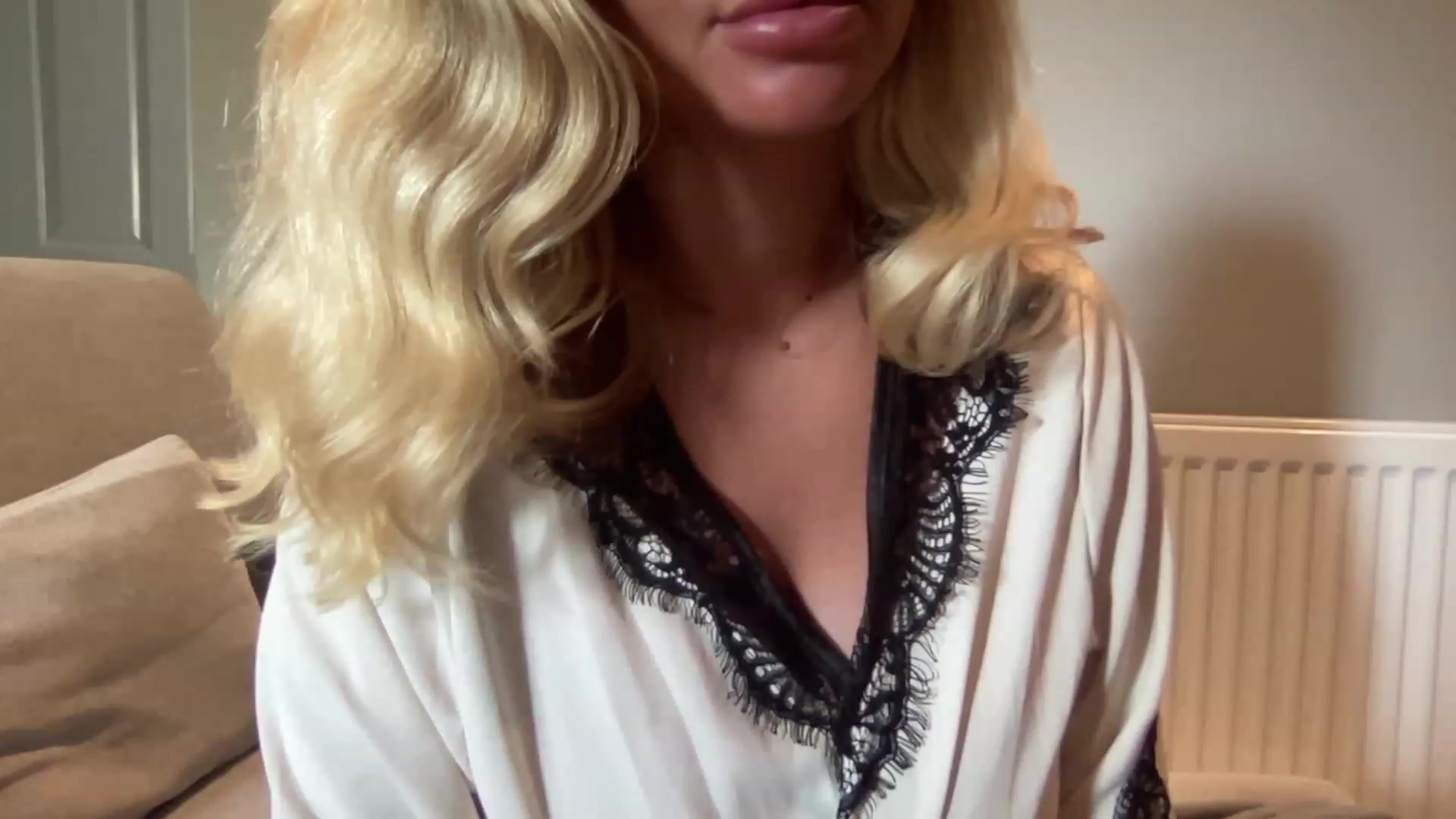 Gallery image thumbnail from GirlnextdoorM's myfreecams stream on, 07/28/2023, 14:44 image 18 of 20