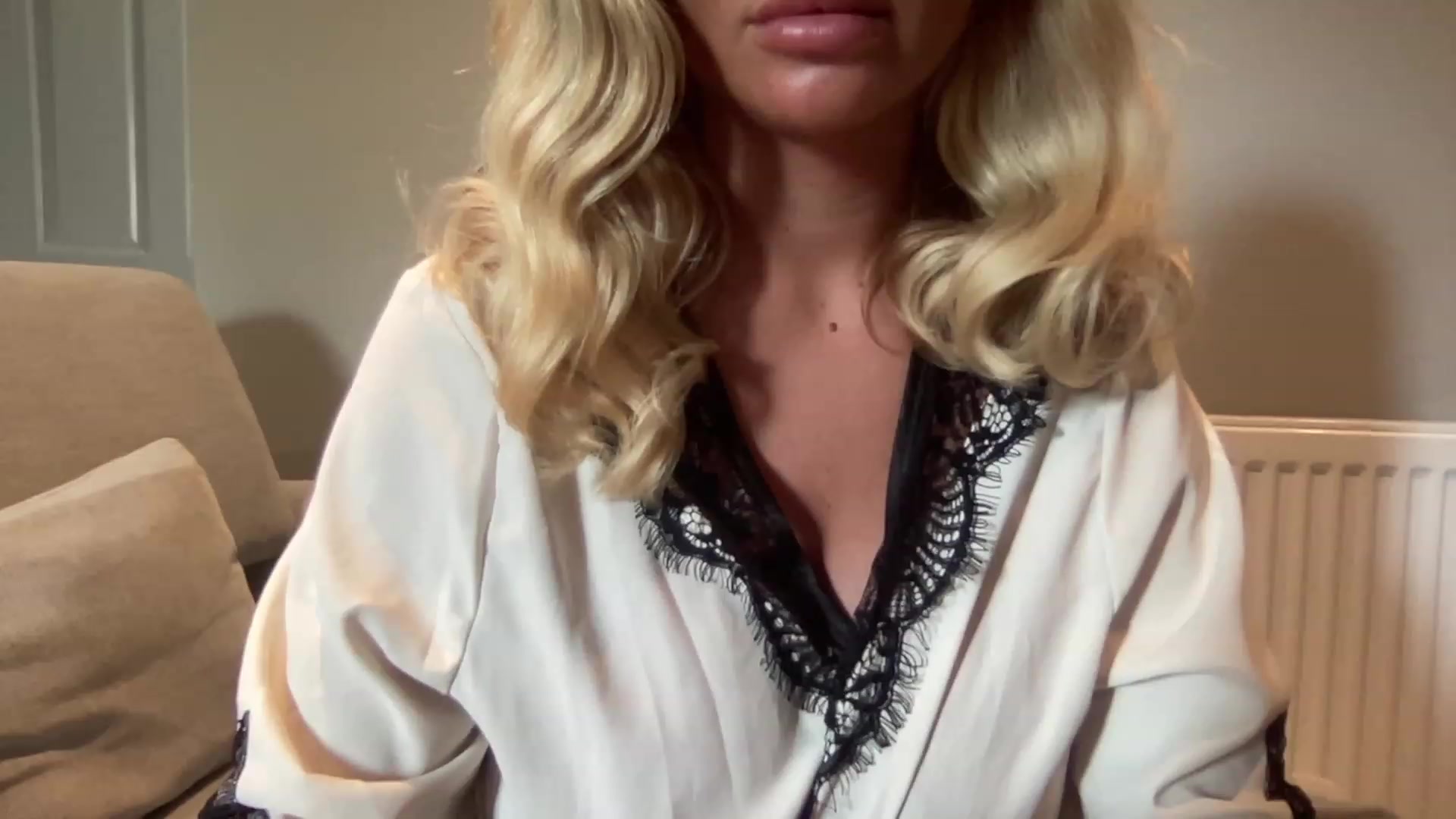 Gallery image thumbnail from GirlnextdoorM's myfreecams stream on, 07/28/2023, 14:44 image 15 of 20