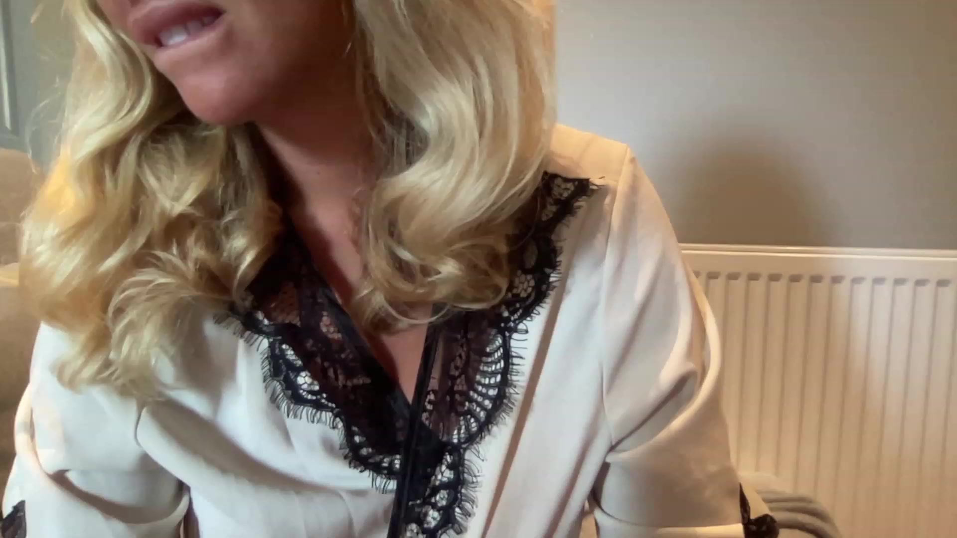 Gallery image thumbnail from GirlnextdoorM's myfreecams stream on, 07/28/2023, 15:10 image 15 of 20