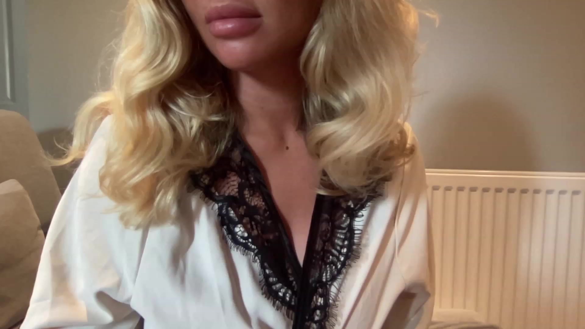 Gallery image thumbnail from GirlnextdoorM's myfreecams stream on, 07/28/2023, 15:10 image 19 of 20