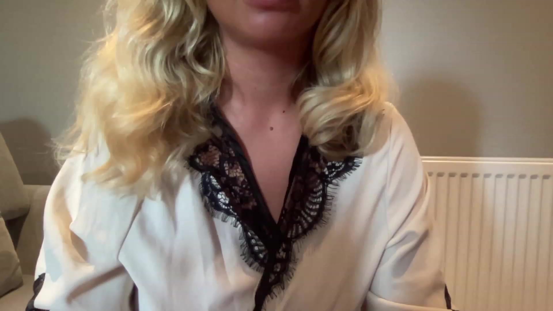 Gallery image thumbnail from GirlnextdoorM's myfreecams stream on, 07/28/2023, 16:17 image 7 of 20