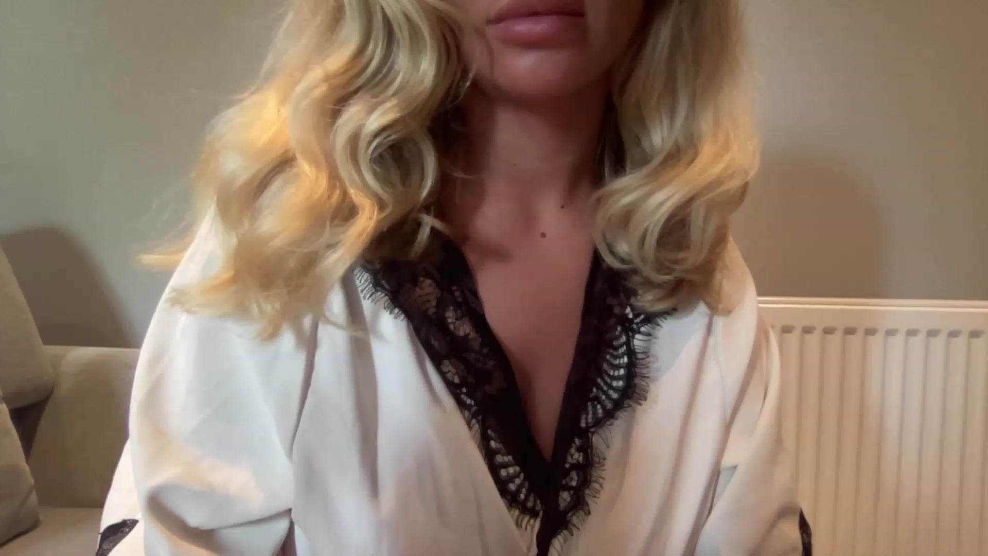 Gallery image thumbnail from GirlnextdoorM's myfreecams stream on, 07/28/2023, 16:17 image 15 of 20