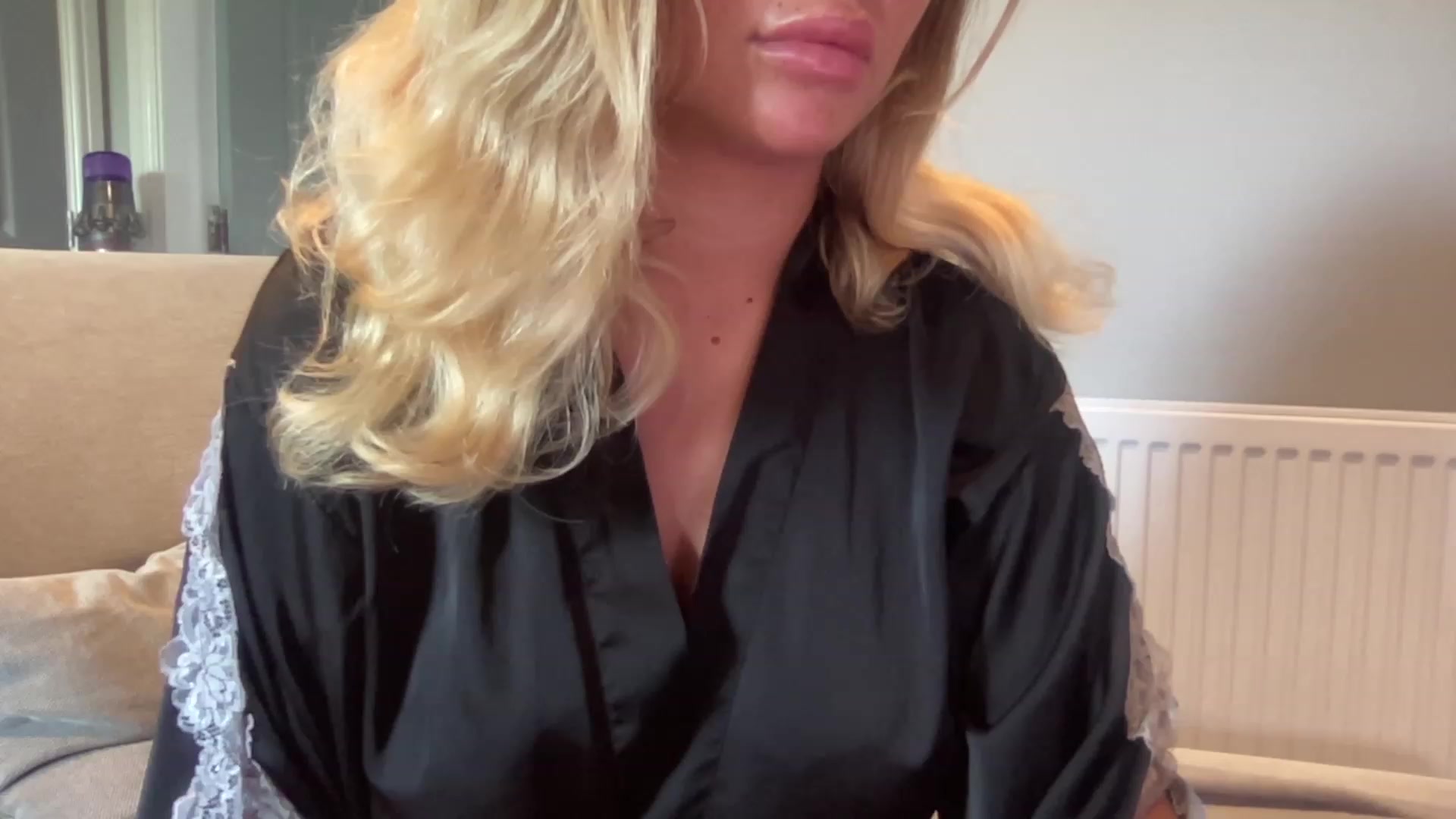 Gallery image thumbnail from GirlnextdoorM's myfreecams stream on, 07/29/2023, 11:34 image 7 of 20