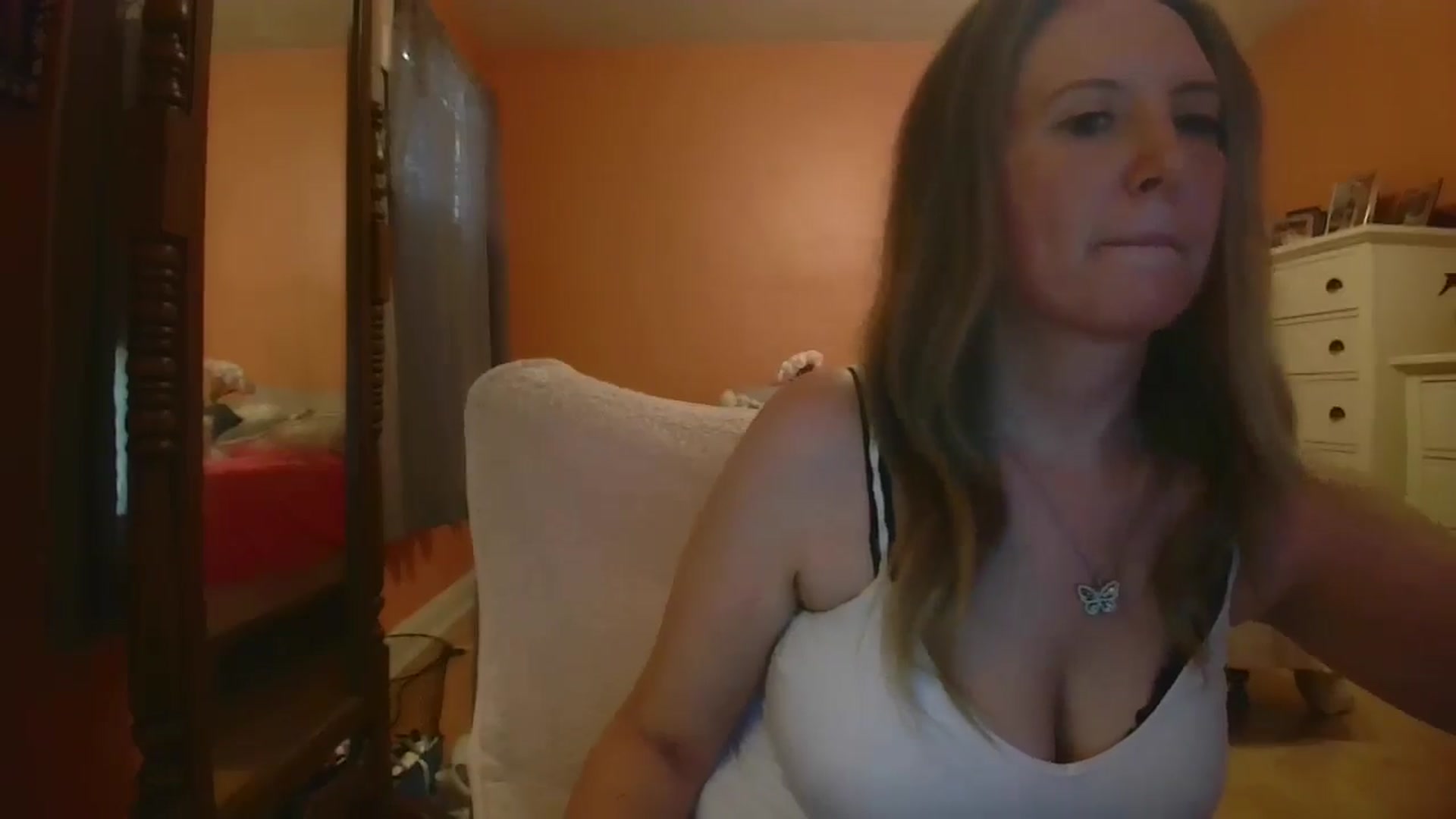Gallery image thumbnail from Girlnxtdoor7's myfreecams stream on, 08/19/2025, 20:24 image 5 of 20
