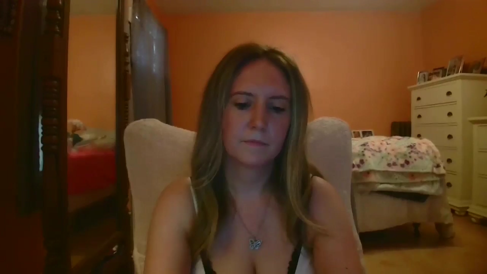 Gallery image thumbnail from Girlnxtdoor7's myfreecams stream on, 08/19/2025, 20:24 image 20 of 20