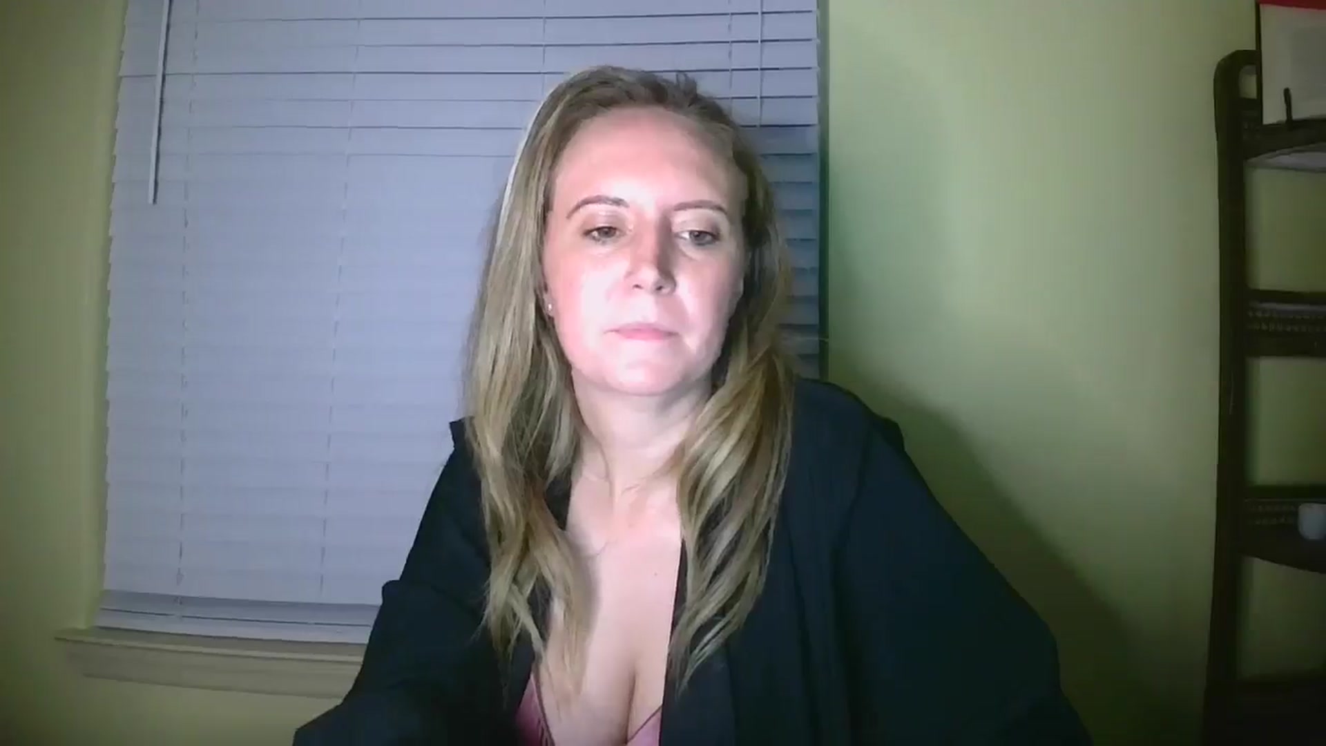 Gallery image thumbnail from Girlnxtdoor7's myfreecams stream on, 08/22/2025, 09:36 image 9 of 20