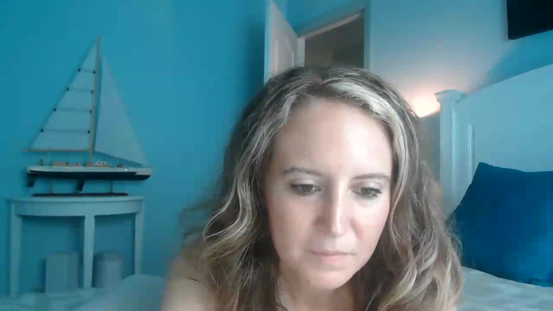 Gallery image thumbnail from Girlnxtdoor7's myfreecams stream on, 07/21/2026, 19:05 image 15 of 20