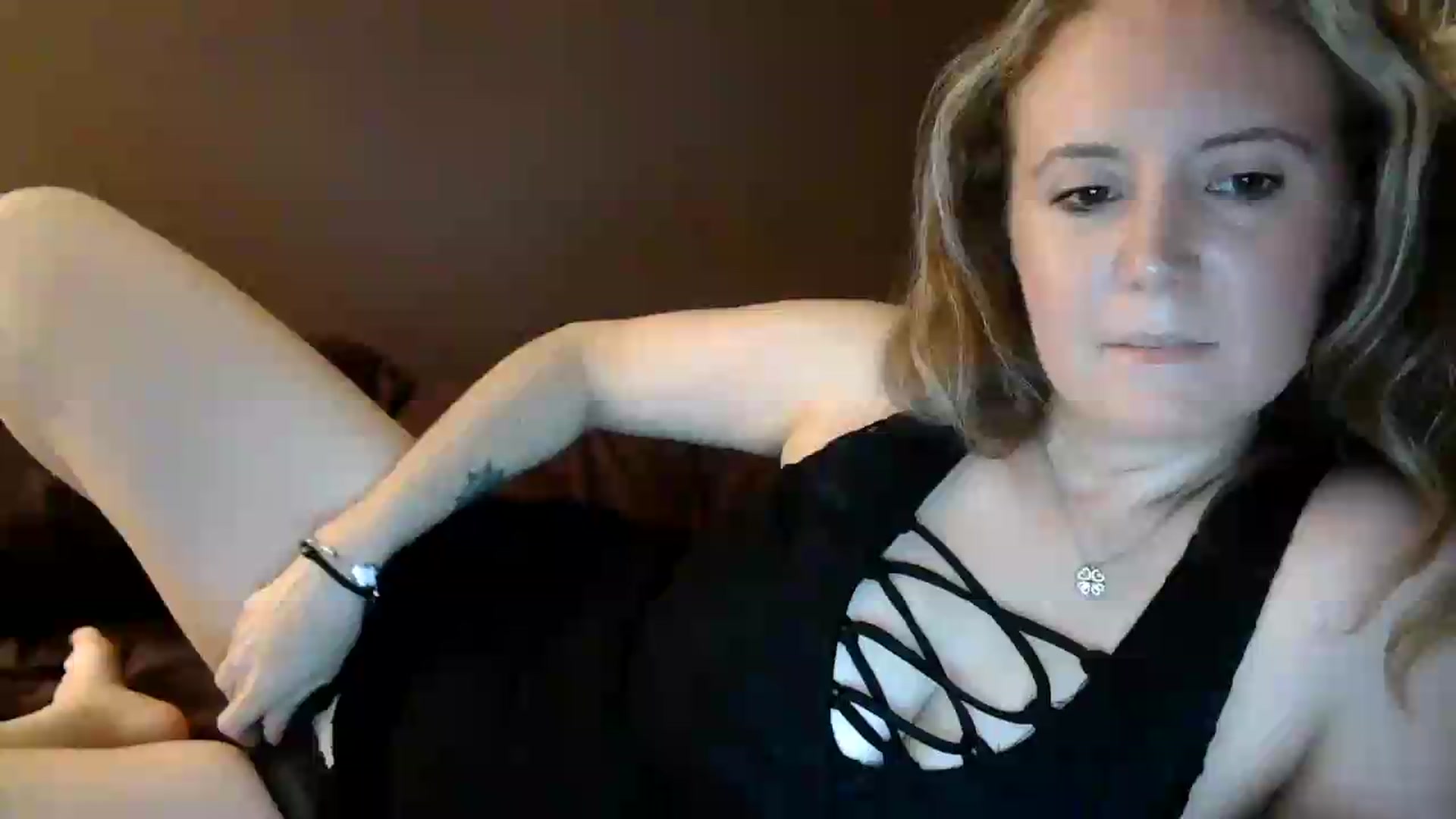Gallery image thumbnail from Girlnxtdoor7's myfreecams stream on, 07/28/2026, 23:49 image 11 of 20