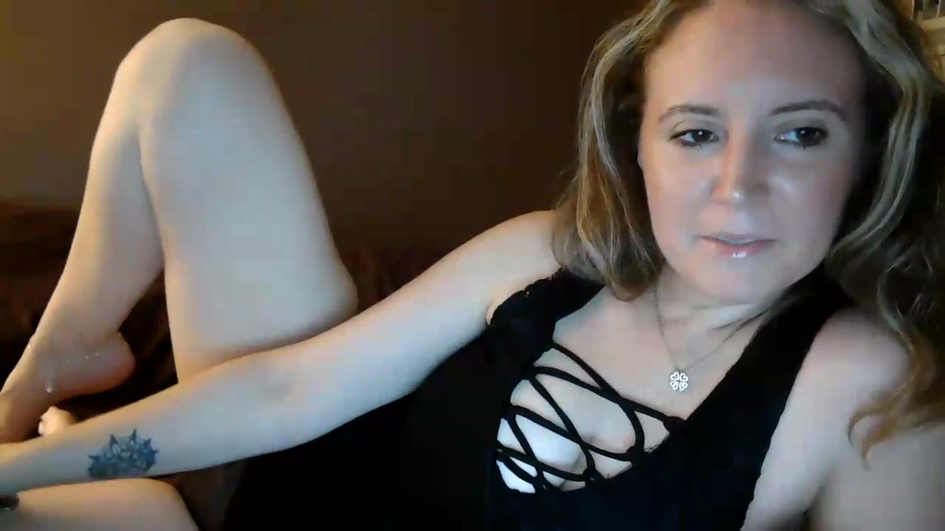 Gallery image thumbnail from Girlnxtdoor7's myfreecams stream on, 07/28/2026, 23:49 image 7 of 20