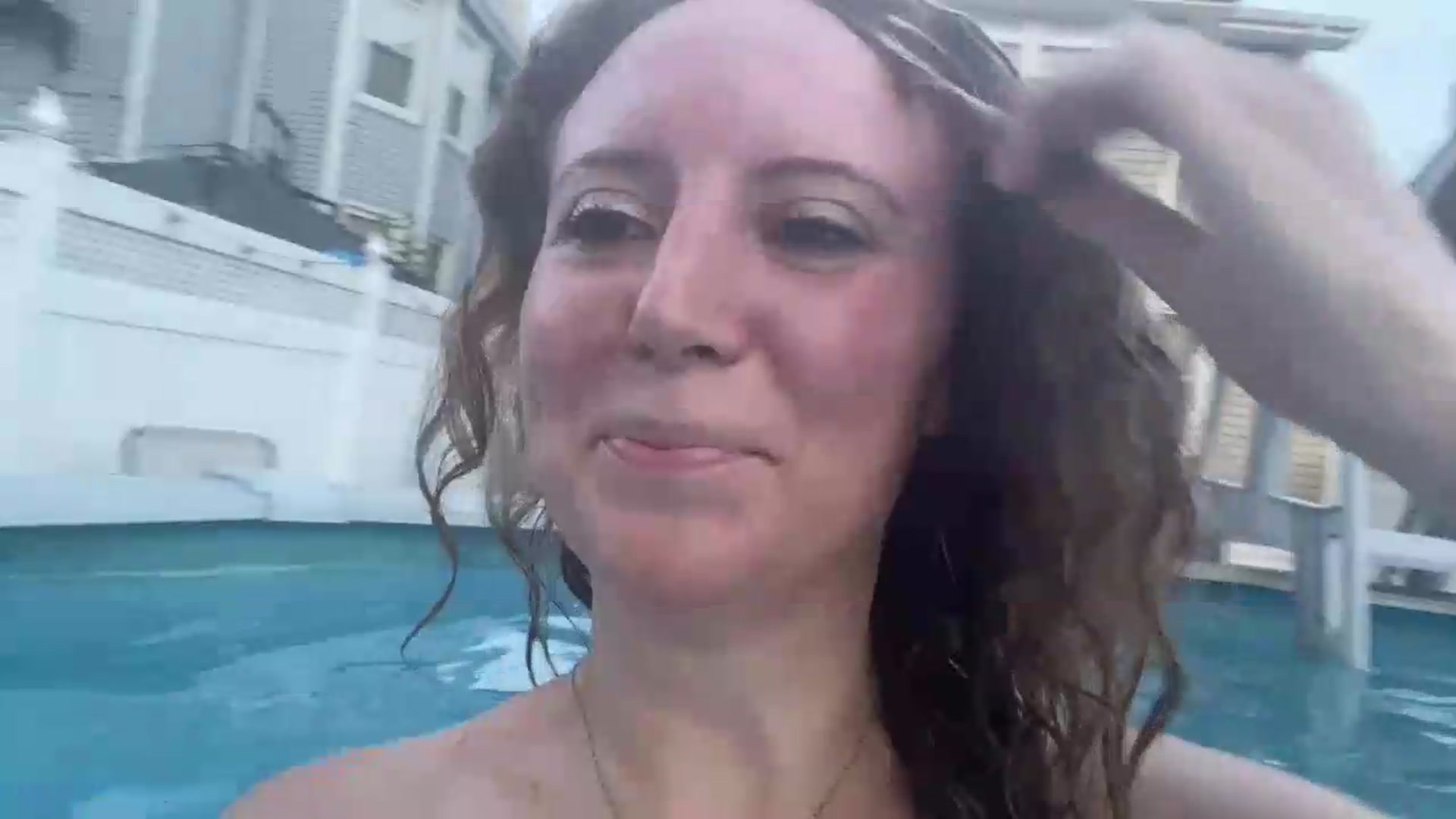 Gallery image thumbnail from Girlnxtdoor7's myfreecams stream on, 08/09/2026, 24:16 image 17 of 20