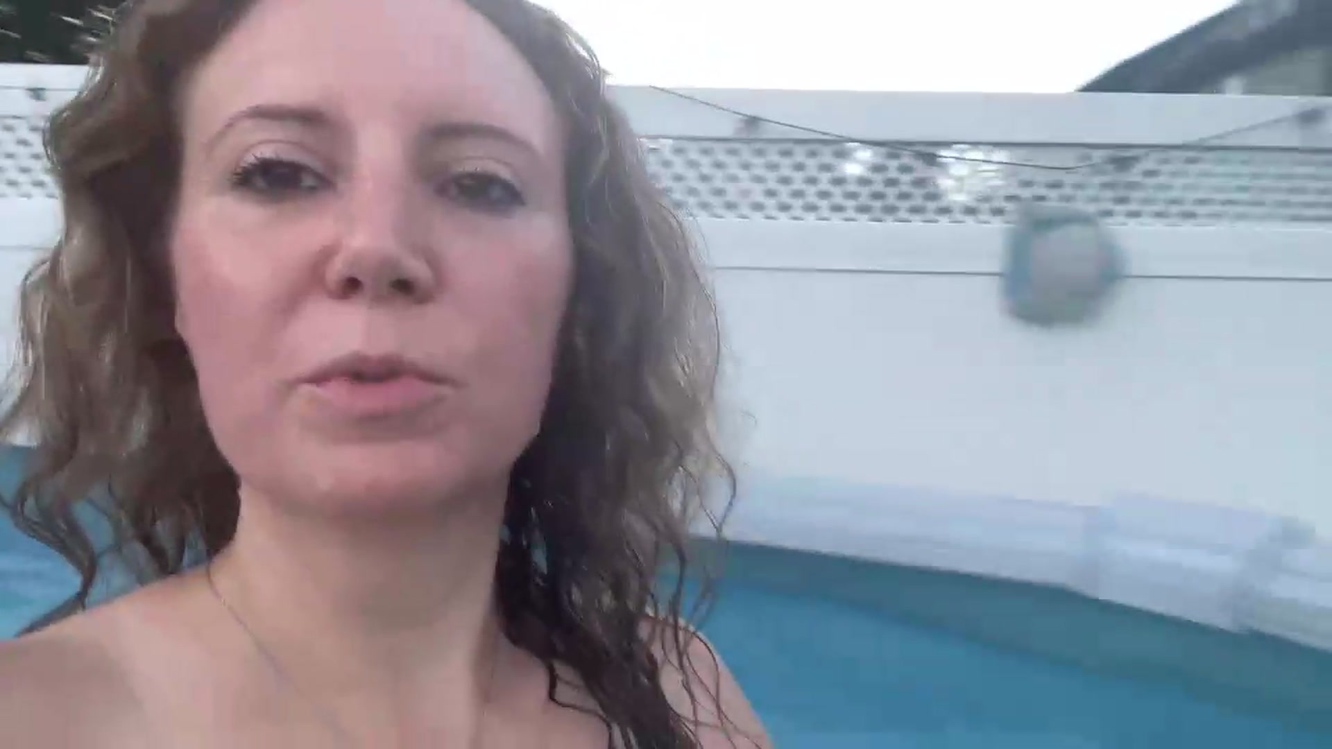 Gallery image thumbnail from Girlnxtdoor7's myfreecams stream on, 08/09/2026, 24:16 image 13 of 20