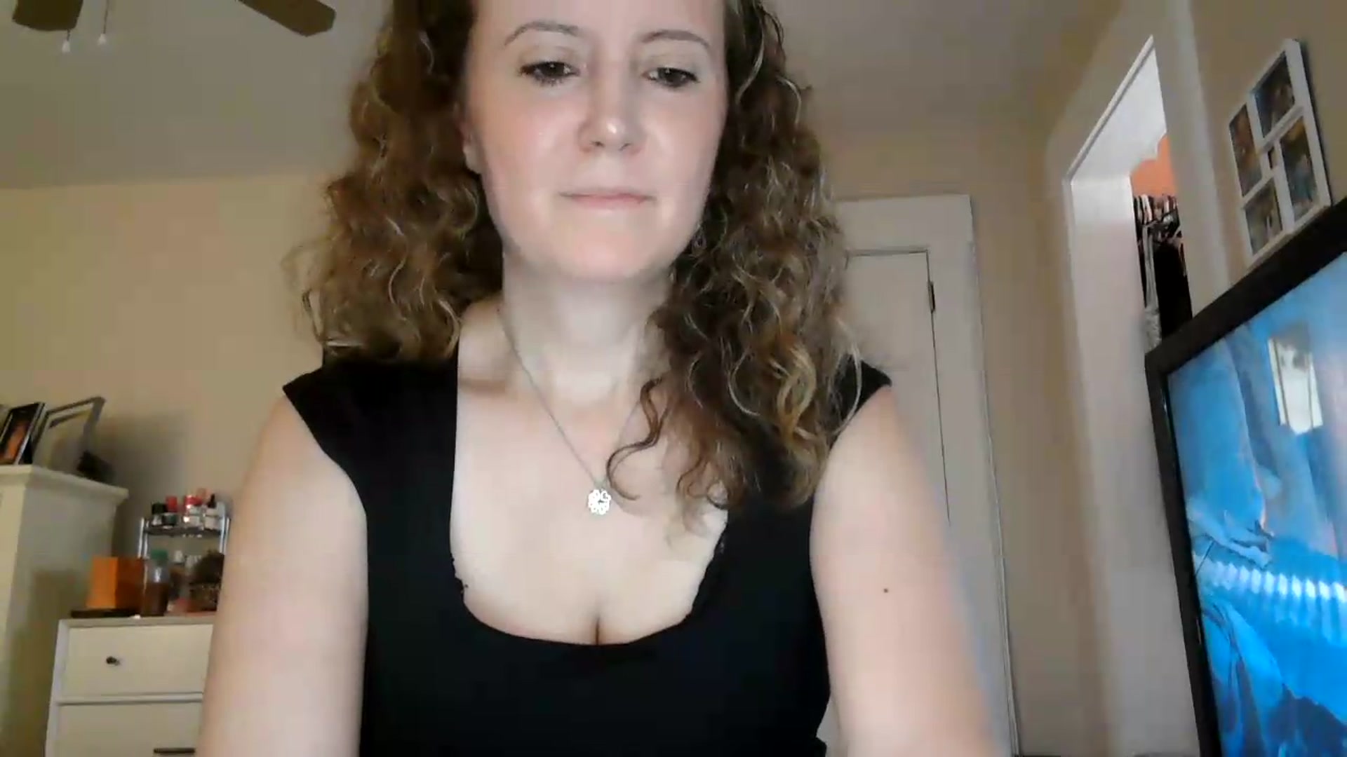 Gallery image thumbnail from Girlnxtdoor7's myfreecams stream on, 08/09/2026, 18:02 image 19 of 20