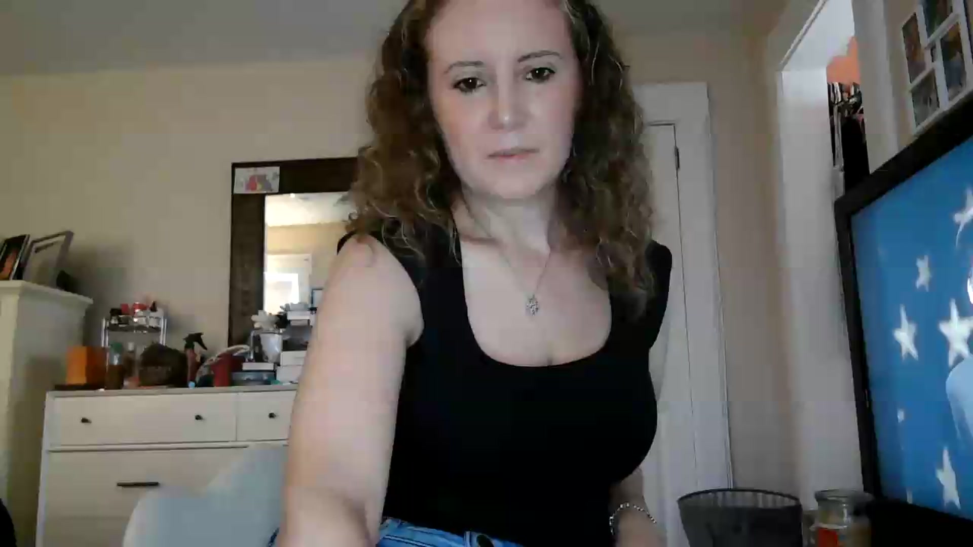Gallery image thumbnail from Girlnxtdoor7's myfreecams stream on, 08/09/2026, 18:02 image 1 of 20