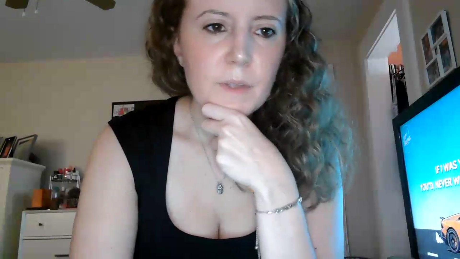 Gallery image thumbnail from Girlnxtdoor7's myfreecams stream on, 08/09/2026, 18:02 image 8 of 20