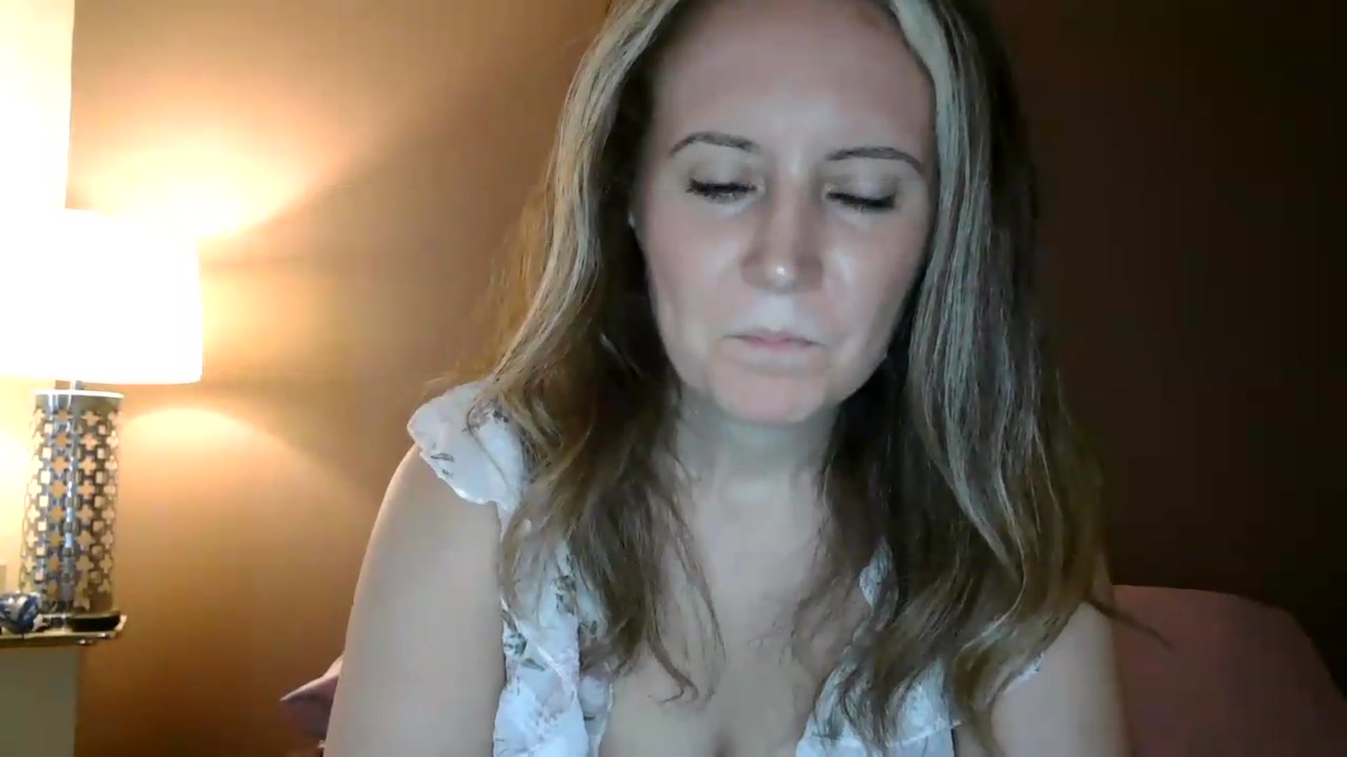 Gallery image thumbnail from Girlnxtdoor7's myfreecams stream on, 08/12/2026, 18:33 image 17 of 20