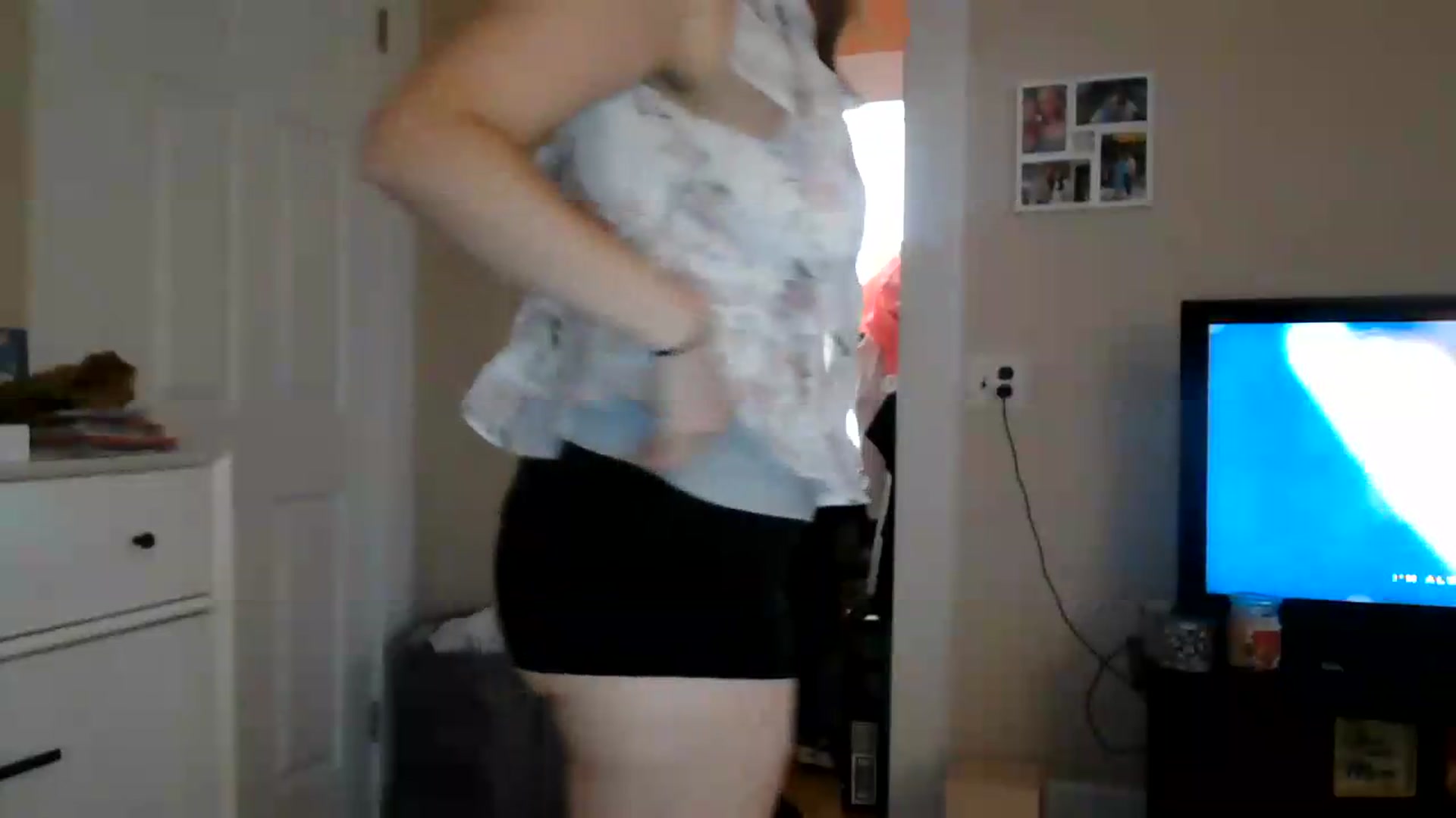 Gallery image thumbnail from Girlnxtdoor7's myfreecams stream on, 08/12/2026, 18:56 image 13 of 20