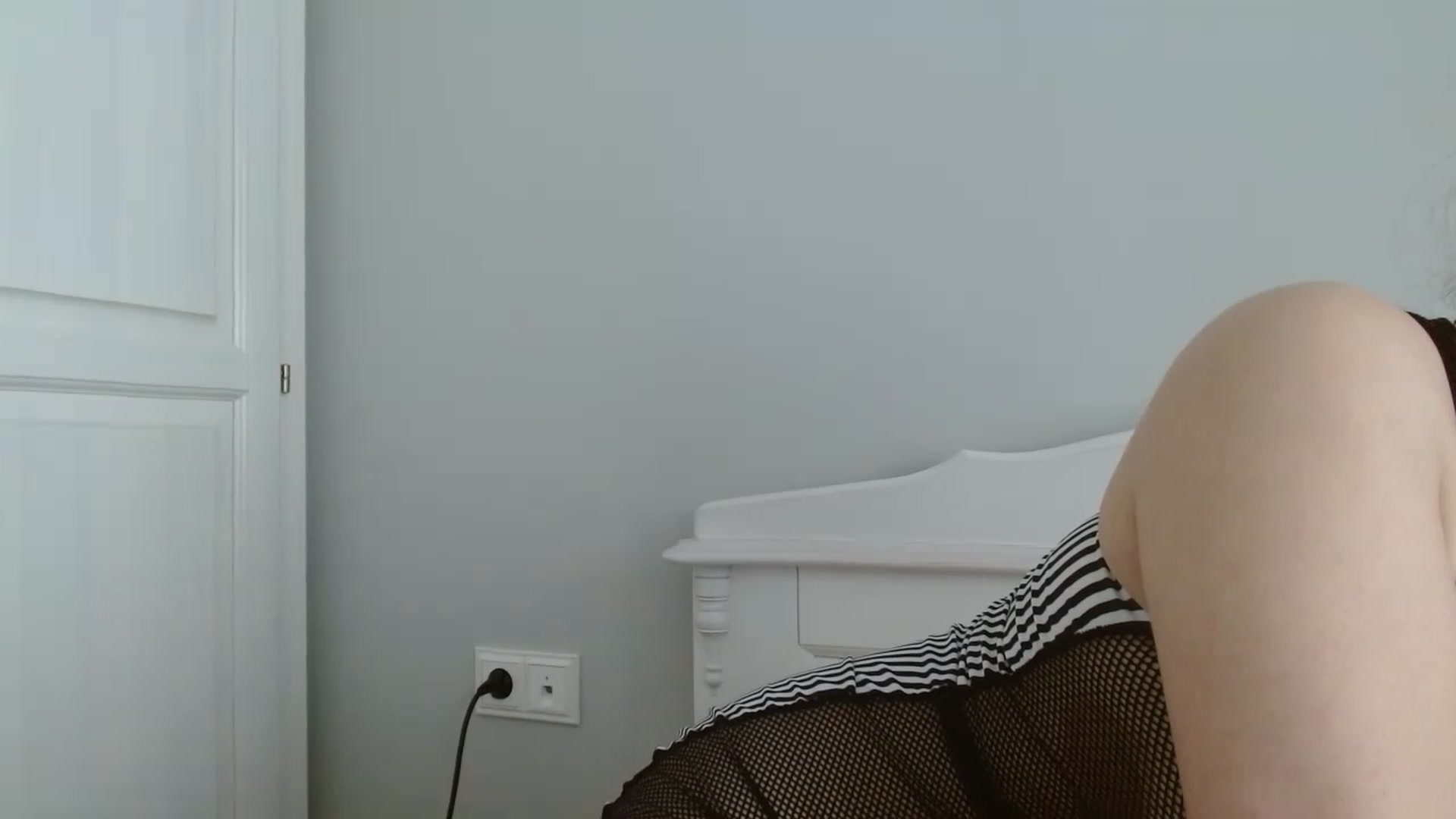 Gallery image thumbnail from Girlofheart's myfreecams stream on, 04/30/2023, 15:51 image 13 of 20