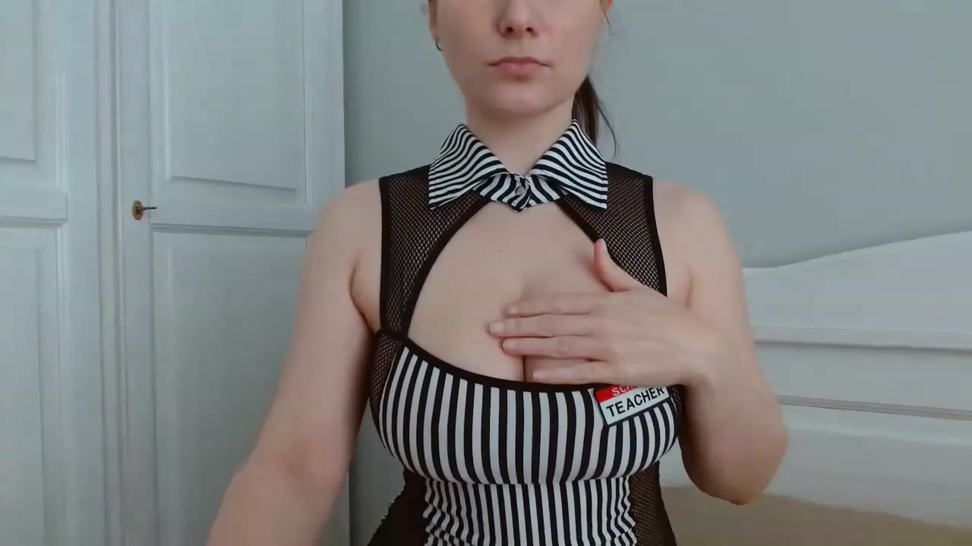 Gallery image thumbnail from Girlofheart's myfreecams stream on, 06/10/2023, 16:00 image 8 of 20