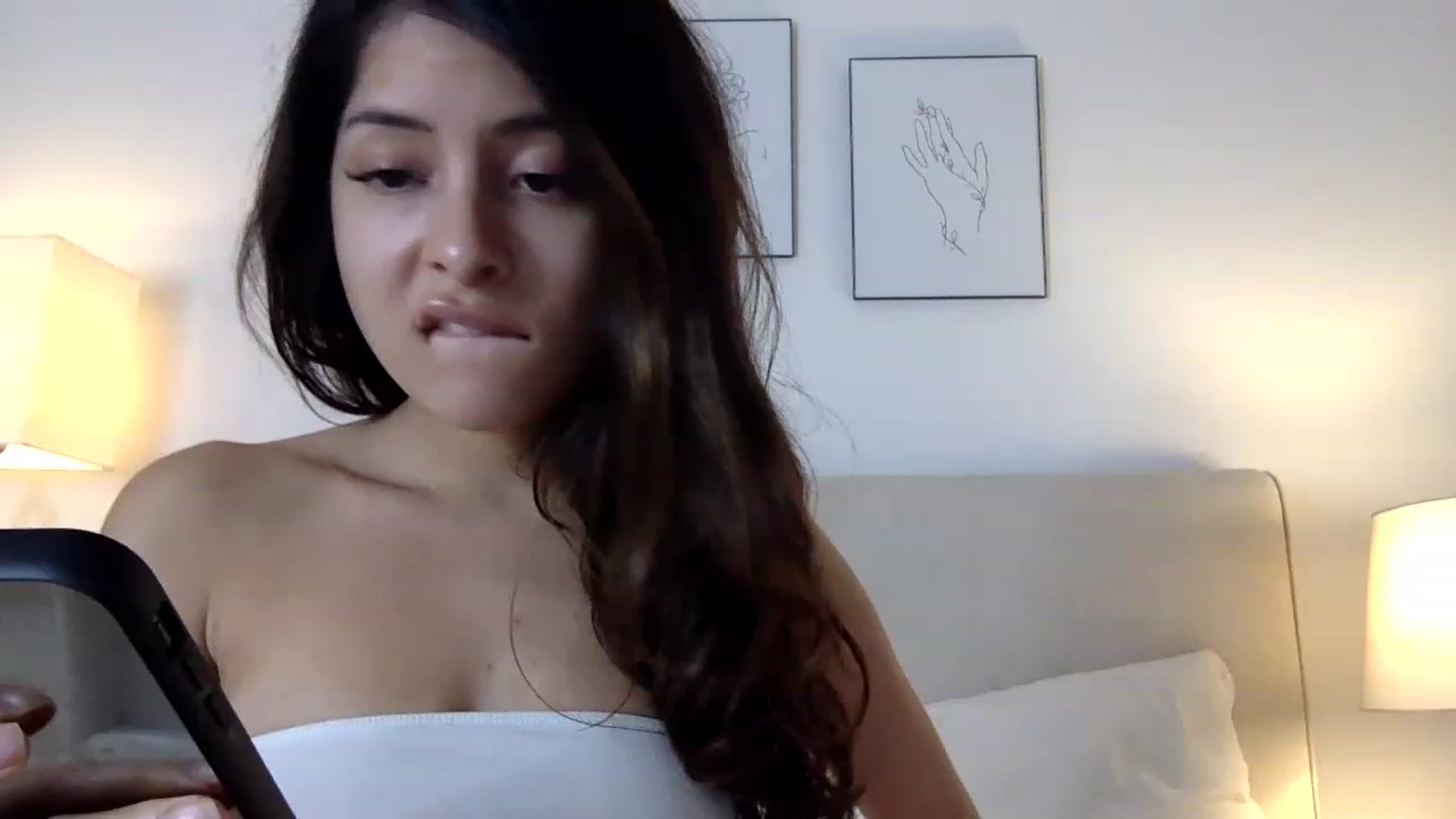 Gallery image thumbnail from GirlyGirl28's myfreecams stream on, 12/02/2022, 06:57 image 4 of 20