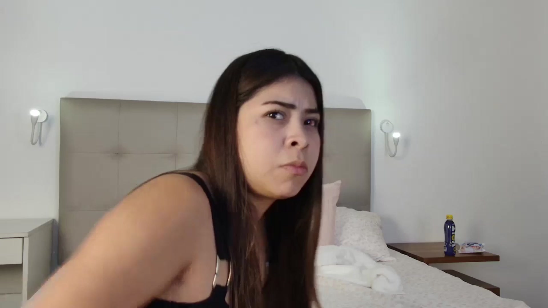 Gallery image thumbnail from Girlyvibes's myfreecams stream on, 06/19/2024, 04:31 image 11 of 20