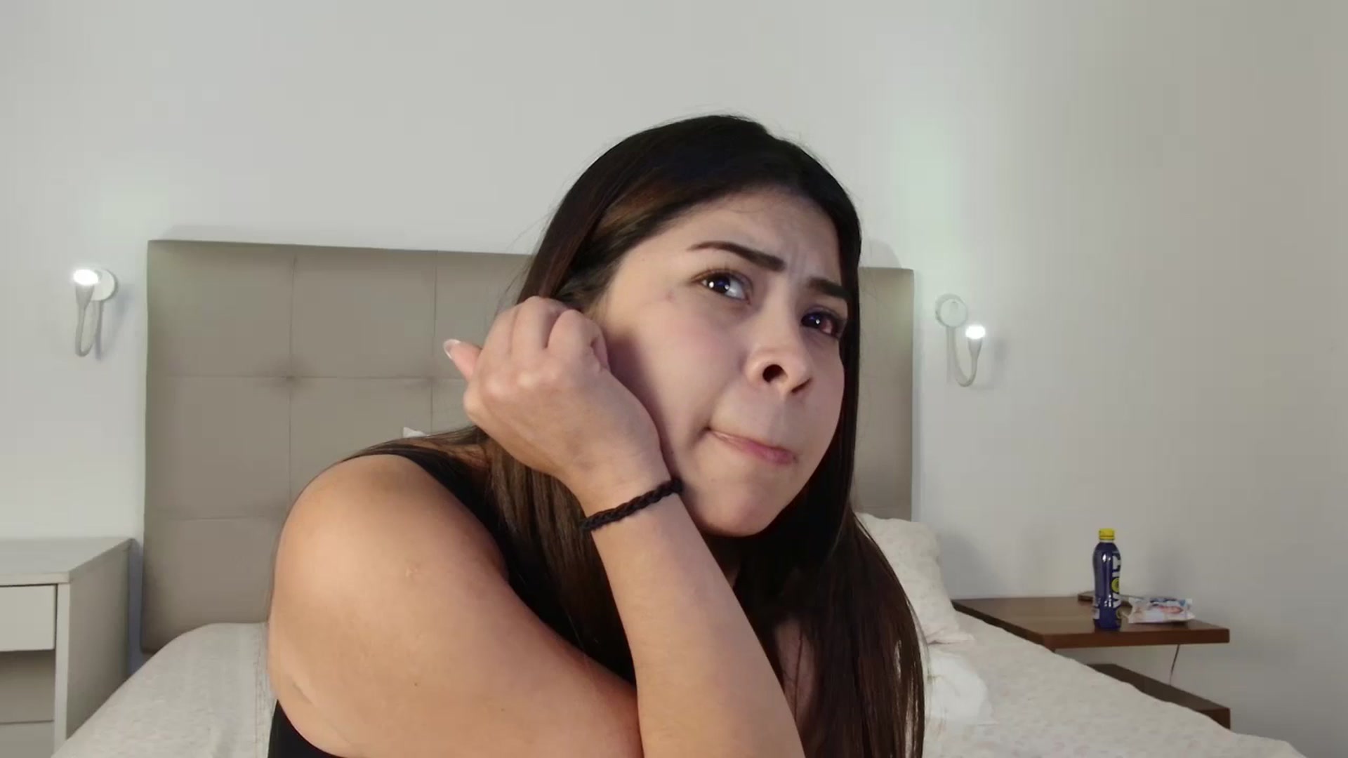 Gallery image thumbnail from Girlyvibes's myfreecams stream on, 06/19/2024, 04:31 image 5 of 20