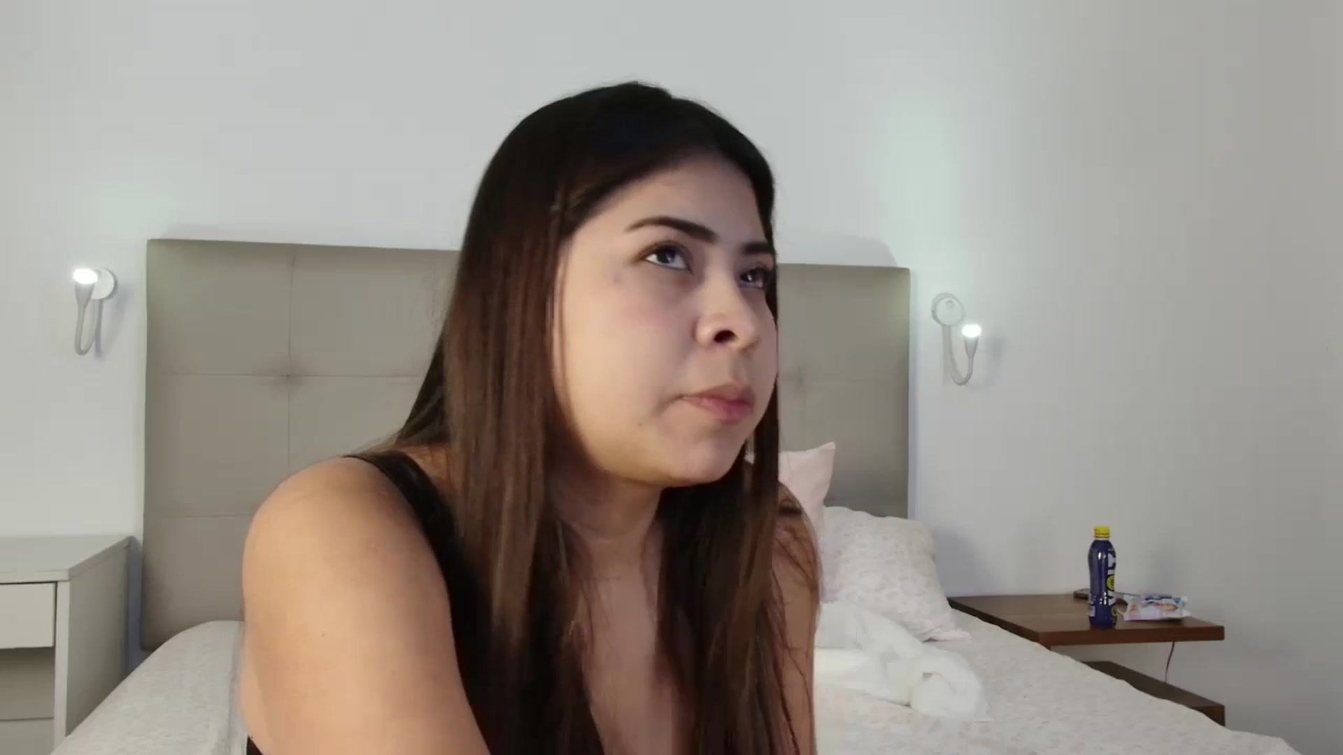 Gallery image thumbnail from Girlyvibes's myfreecams stream on, 06/19/2024, 04:31 image 6 of 20