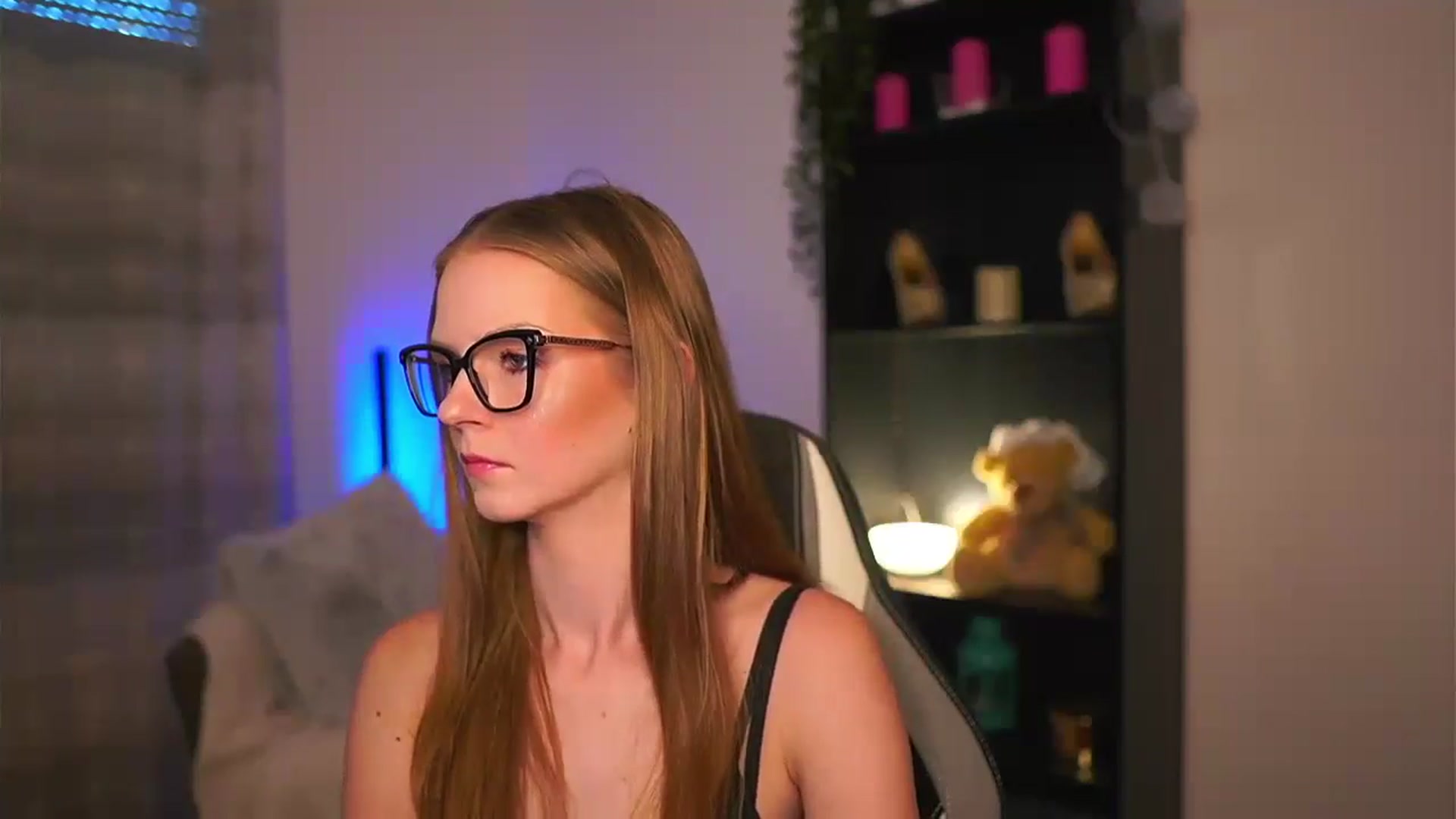Gallery image thumbnail from Gisela_jilk's myfreecams stream on, 08/27/2025, 09:18 image 17 of 20