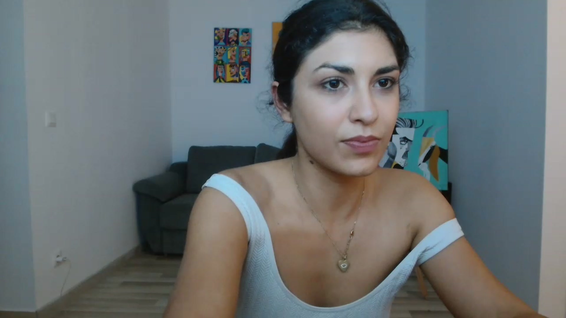 Gallery image thumbnail from GiselleH's myfreecams stream on, 11/16/2022, 20:21 image 10 of 20