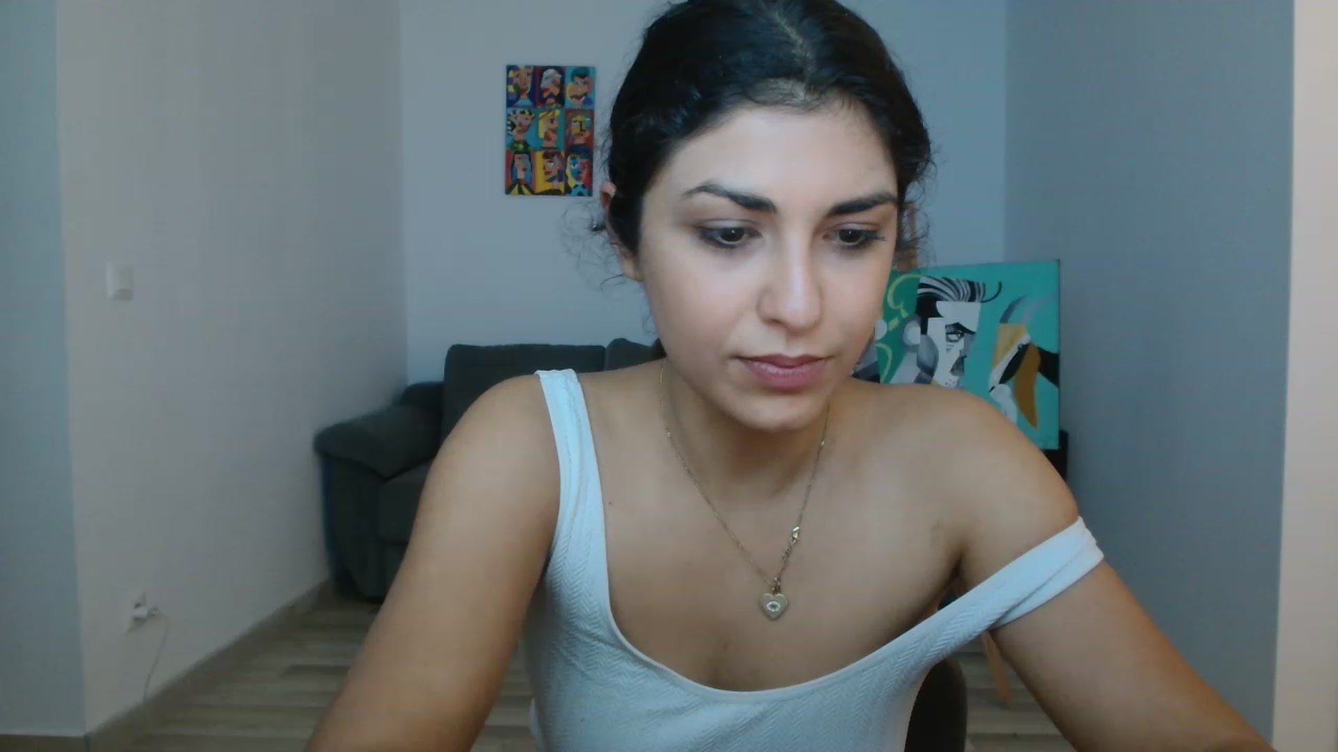 Gallery image thumbnail from GiselleH's myfreecams stream on, 11/16/2022, 20:21 image 12 of 20