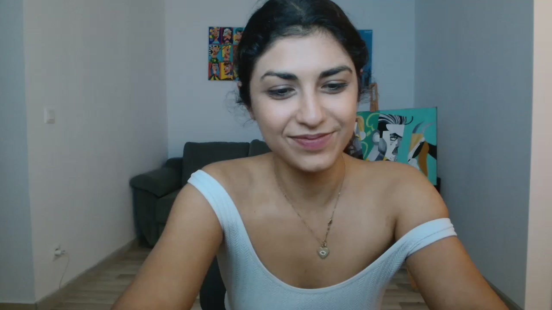 Gallery image thumbnail from GiselleH's myfreecams stream on, 11/16/2022, 20:21 image 9 of 20