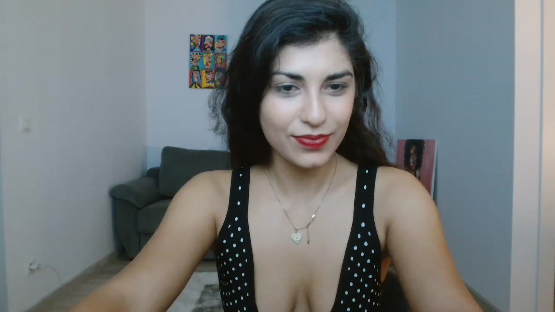 Gallery image thumbnail from GiselleH's myfreecams stream on, 11/21/2022, 20:55 image 2 of 20