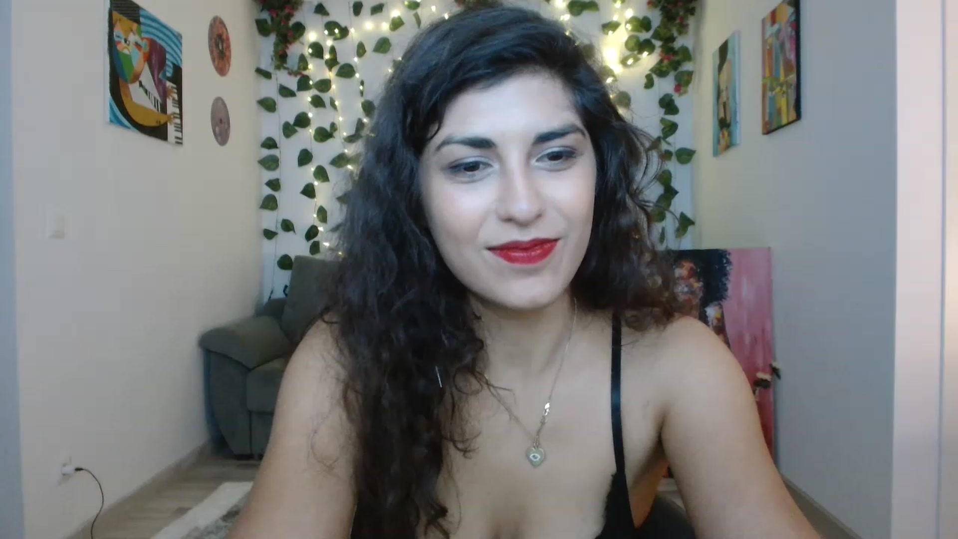 Gallery image thumbnail from GiselleH's myfreecams stream on, 11/26/2022, 22:48 image 14 of 20