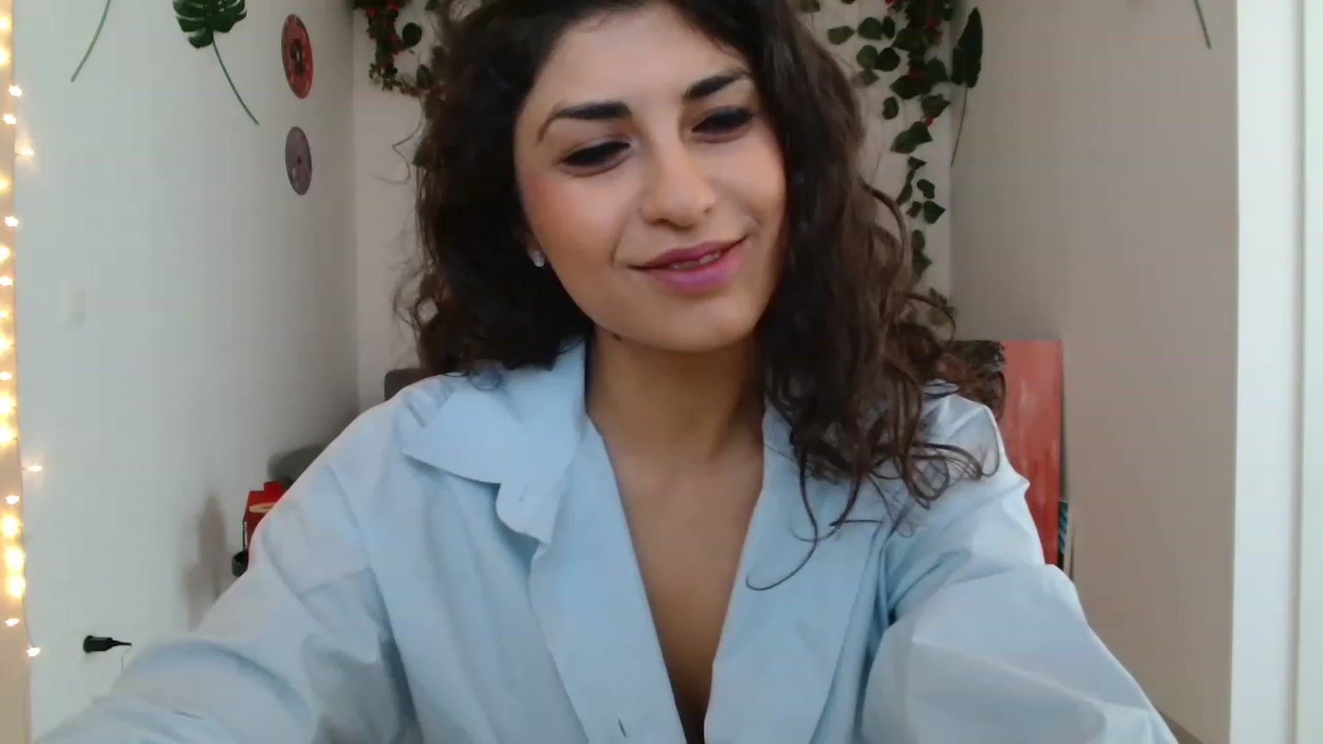 Gallery image thumbnail from GiselleH's myfreecams stream on, 02/09/2023, 12:26 image 9 of 20