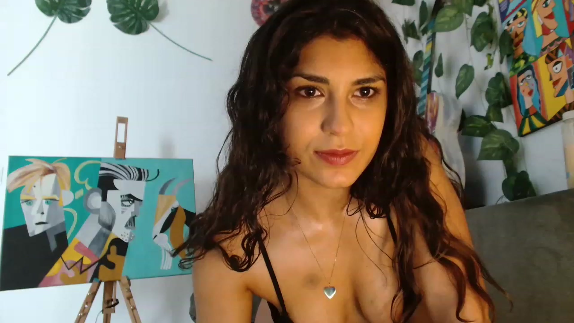 Gallery image thumbnail from GiselleH's myfreecams stream on, 02/12/2023, 13:30 image 12 of 20