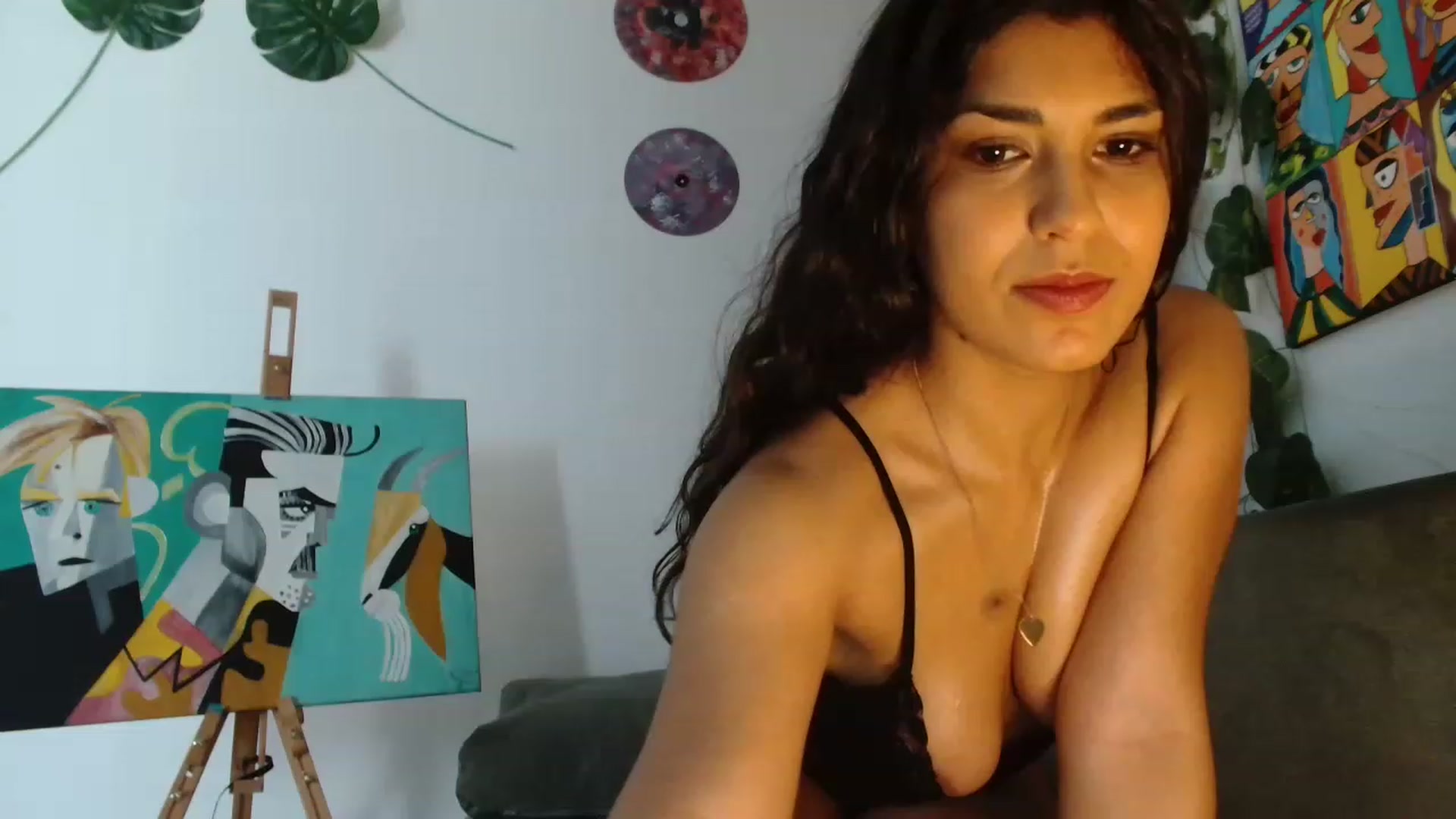 Gallery image thumbnail from GiselleH's myfreecams stream on, 02/12/2023, 13:30 image 6 of 20