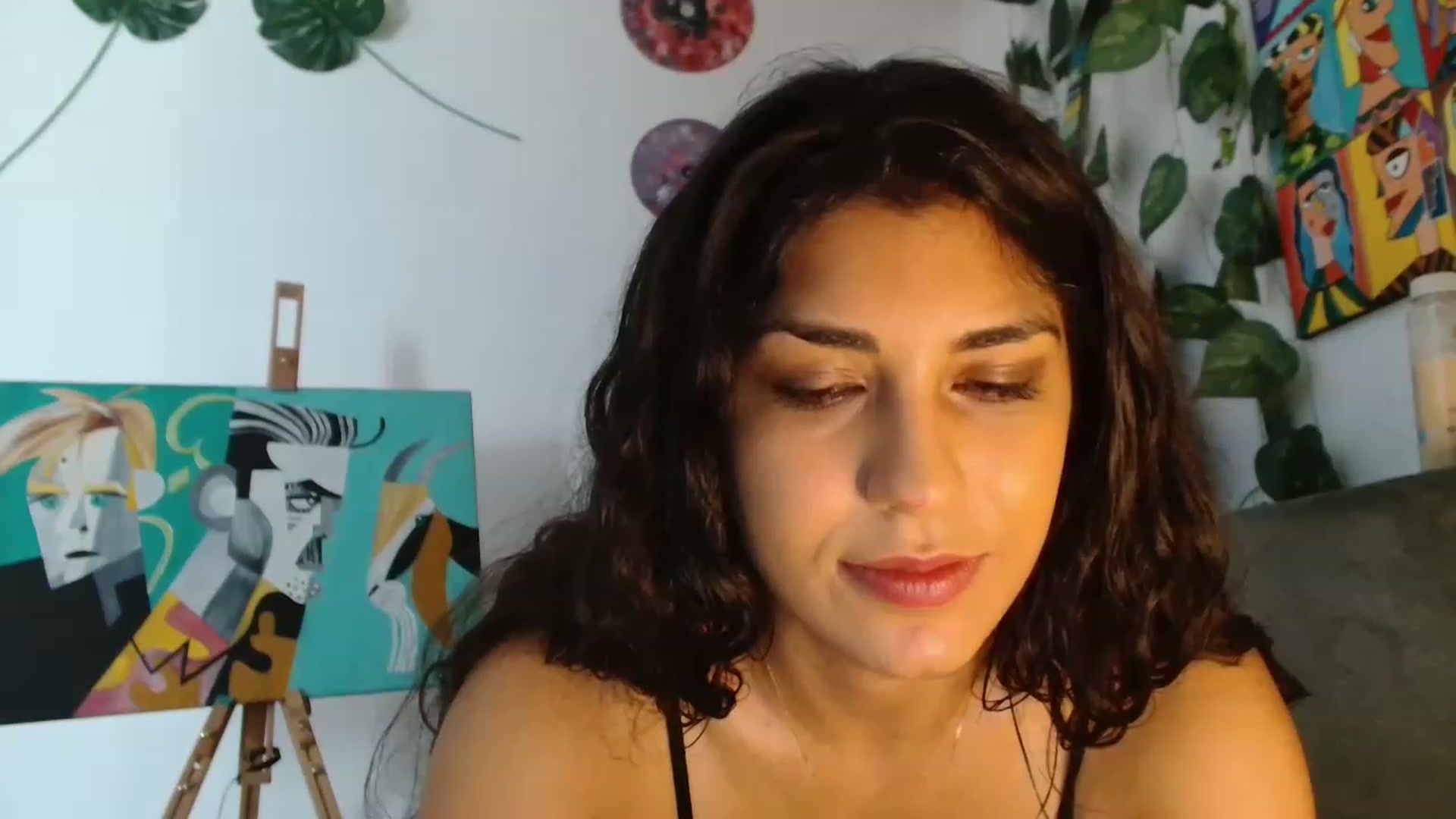 Gallery image thumbnail from GiselleH's myfreecams stream on, 02/12/2023, 13:30 image 9 of 20